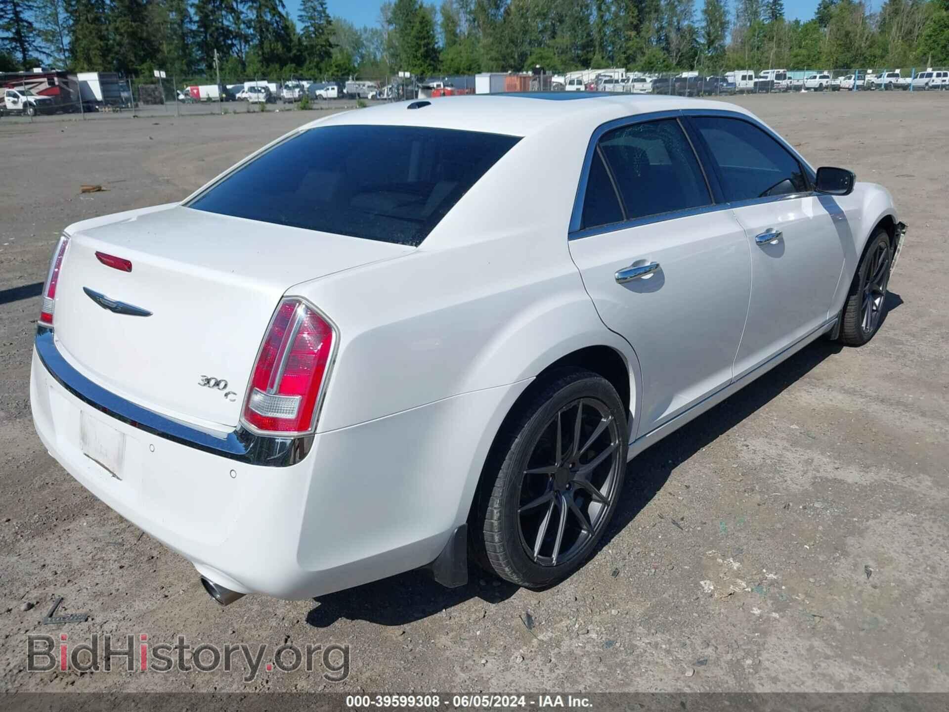2011 CHRYSLER 300C - VIN: 2C3CA6CT1BH528071 - Photo 4