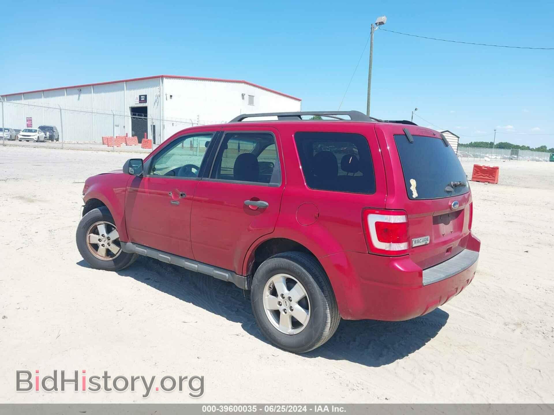 2011 FORD ESCAPE - VIN: 1FMCU0D75BKB63562 - Photo 3