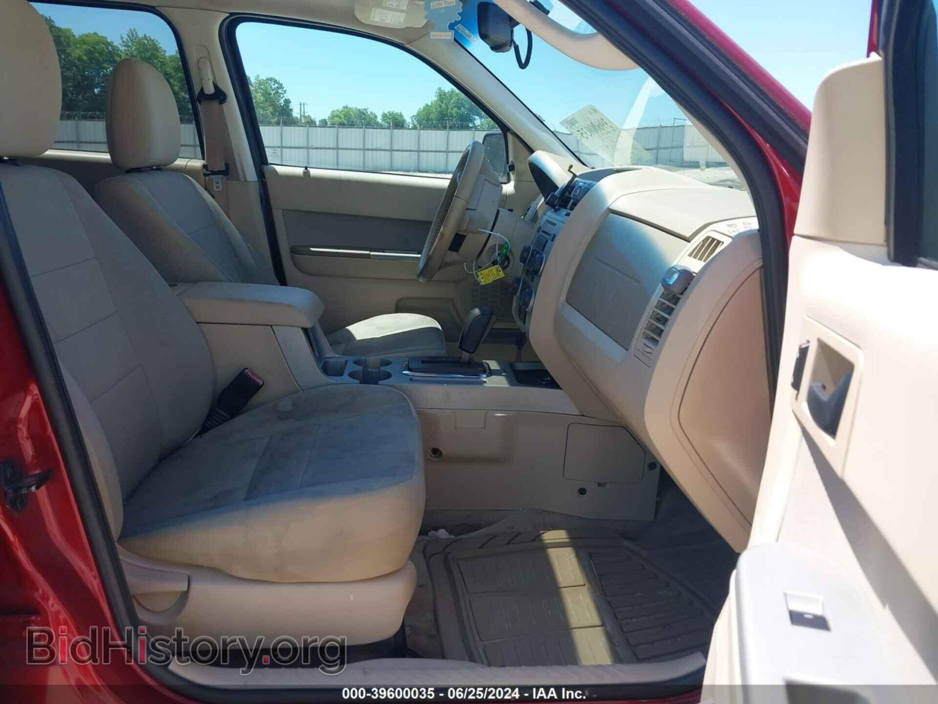 2011 FORD ESCAPE - VIN: 1FMCU0D75BKB63562 - Photo 5