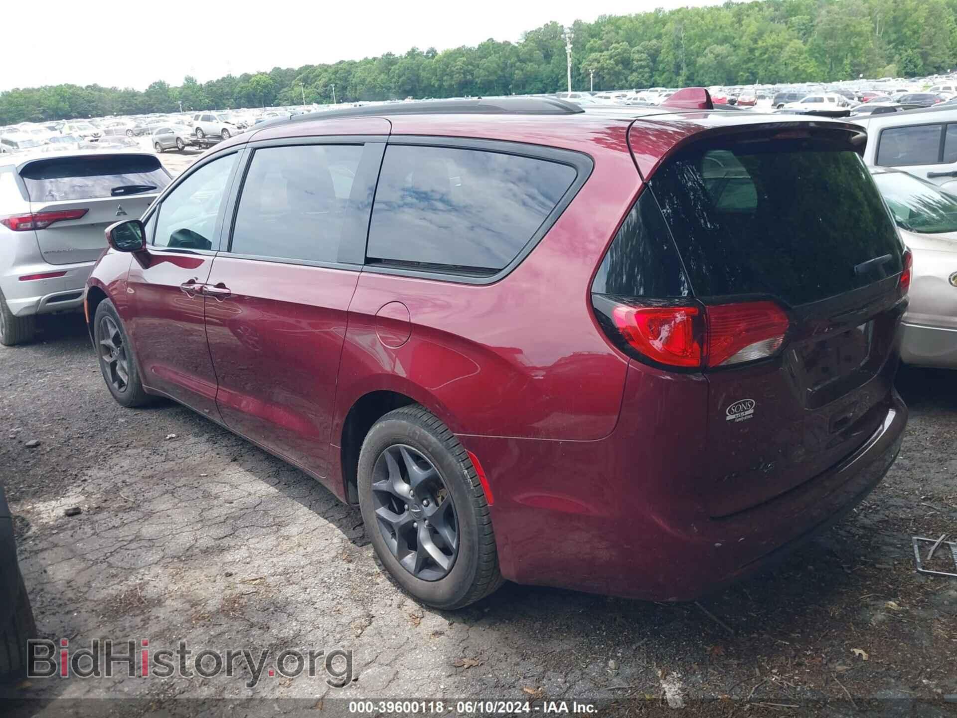 2018 CHRYSLER PACIFICA - VIN: 2C4RC1EG2JR227935 - Photo 3