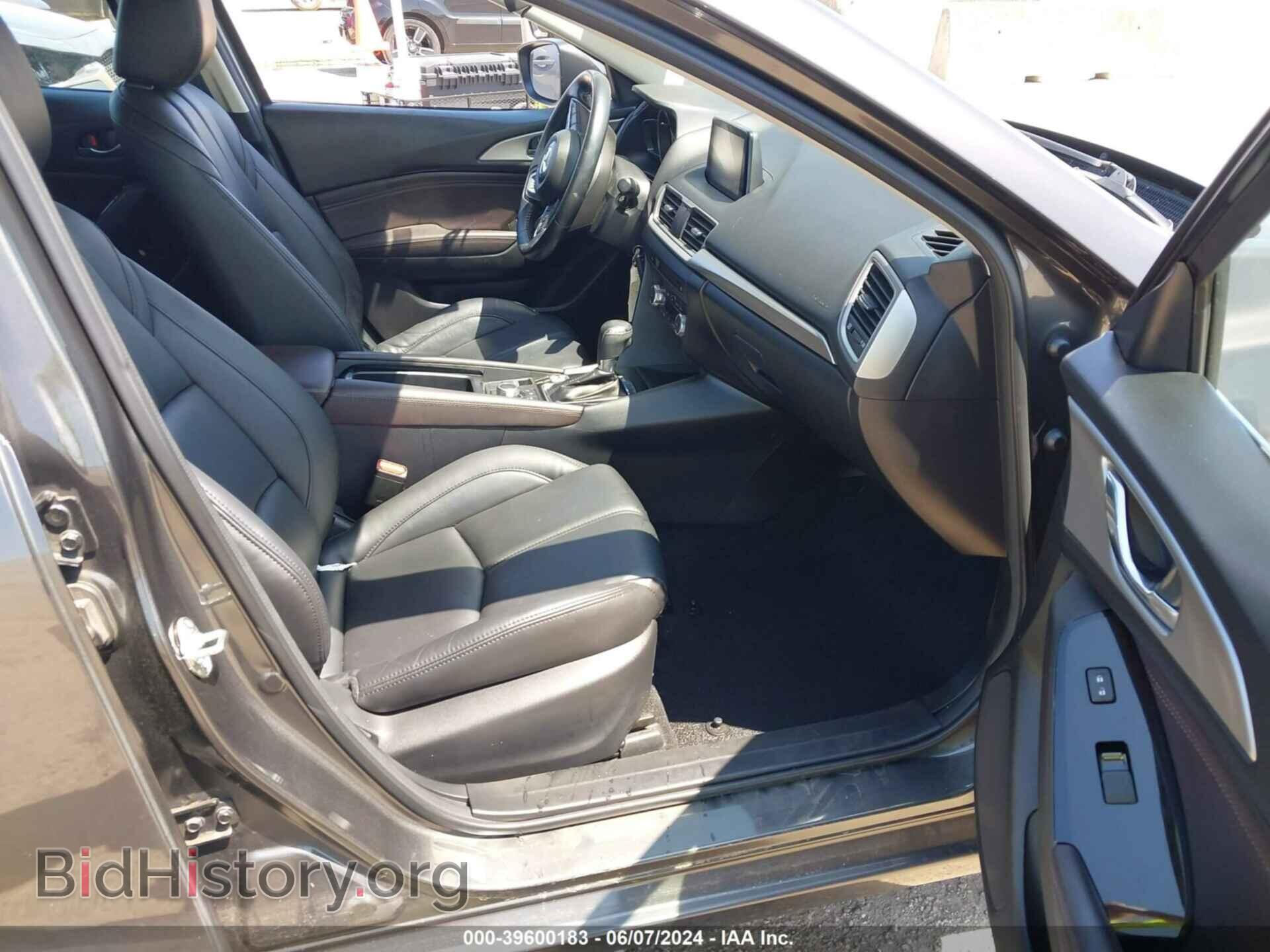 2018 MAZDA MAZDA3 - VIN: 3MZBN1L32JM235940 - Фото 5