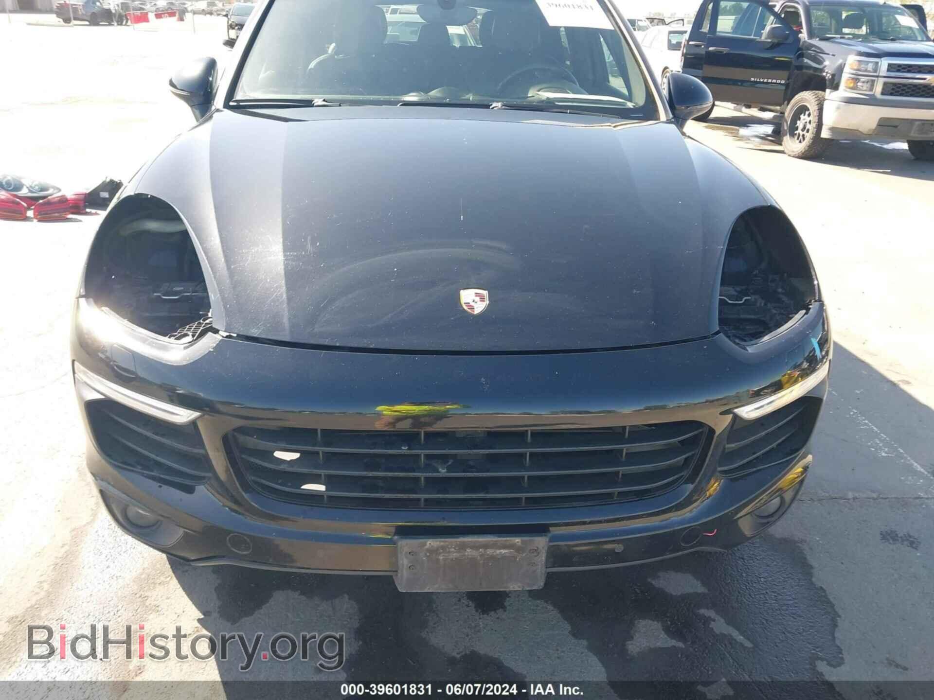 2017 PORSCHE CAYENNE - VIN: WP1AA2A23HKA83550 - Фото 18