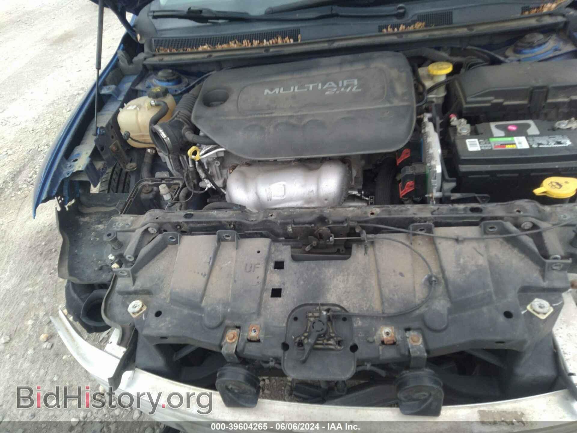2015 CHRYSLER 200 - VIN: 1C3CCCAB4FN575532 - Фото 10