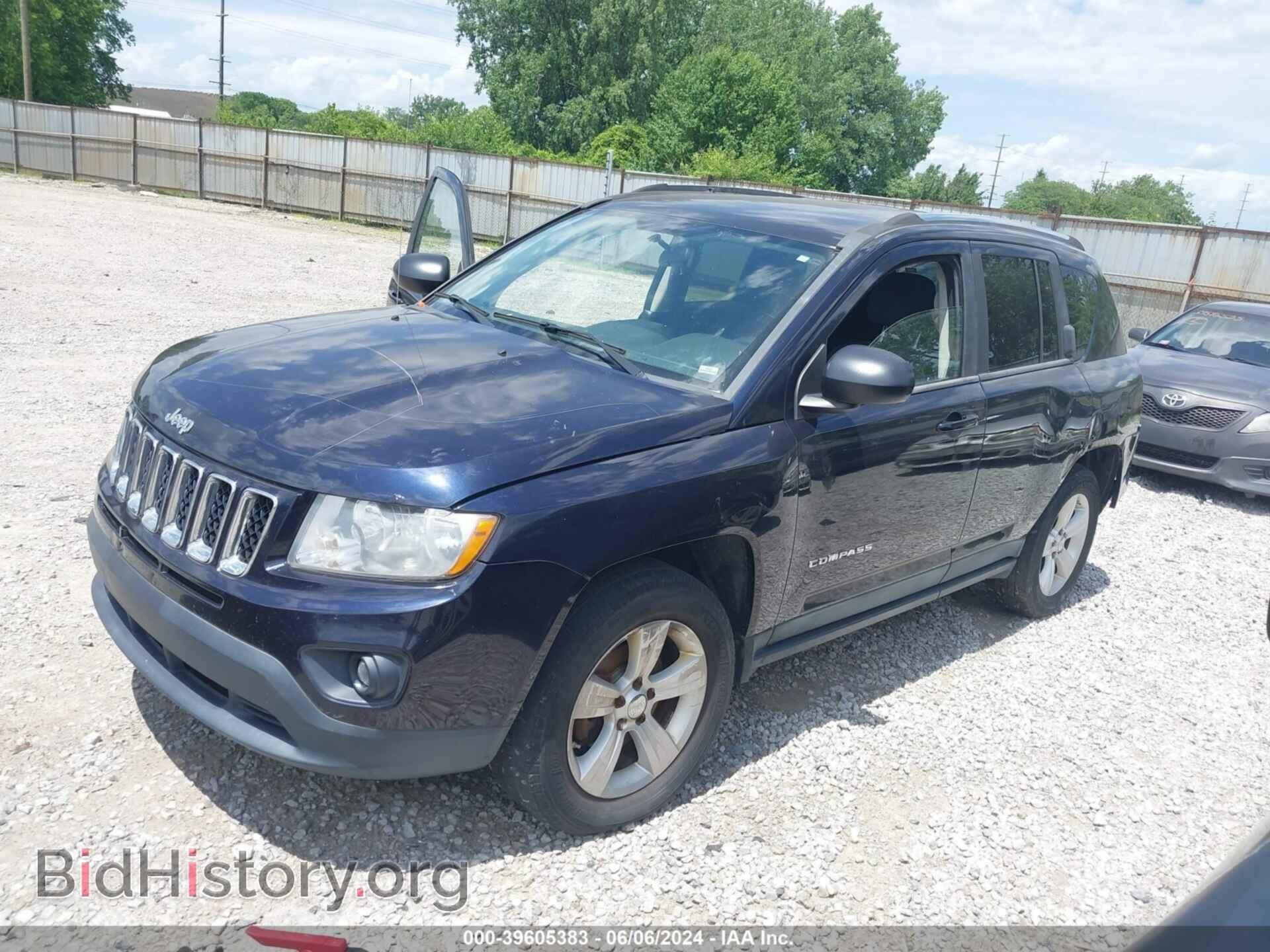 2011 JEEP COMPASS - VIN: 1J4NF1FB4BD223490 - Photo 2