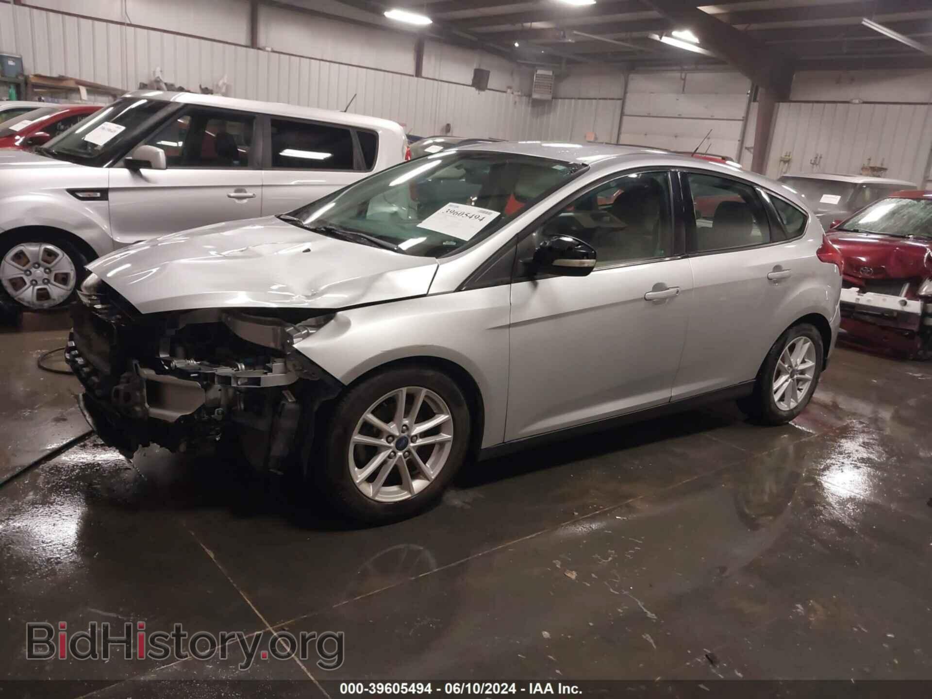 2017 FORD FOCUS - VIN: 1FADP3K23HL247770 - Фото 2