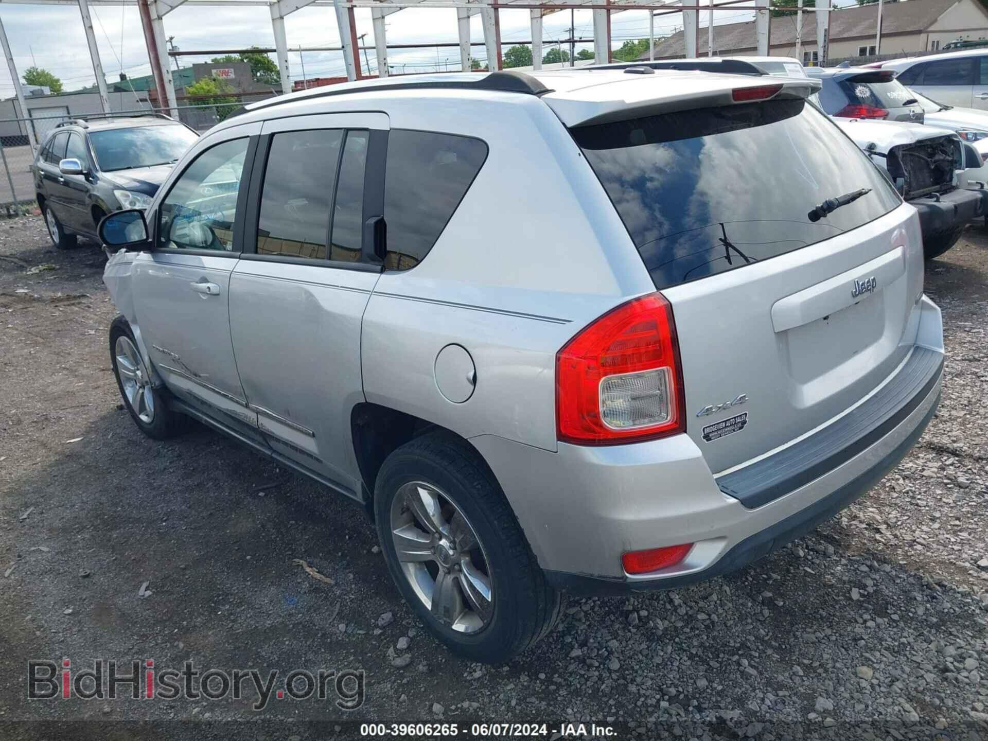 2011 JEEP COMPASS - VIN: 1J4NF1FB0BD135004 - Фото 3