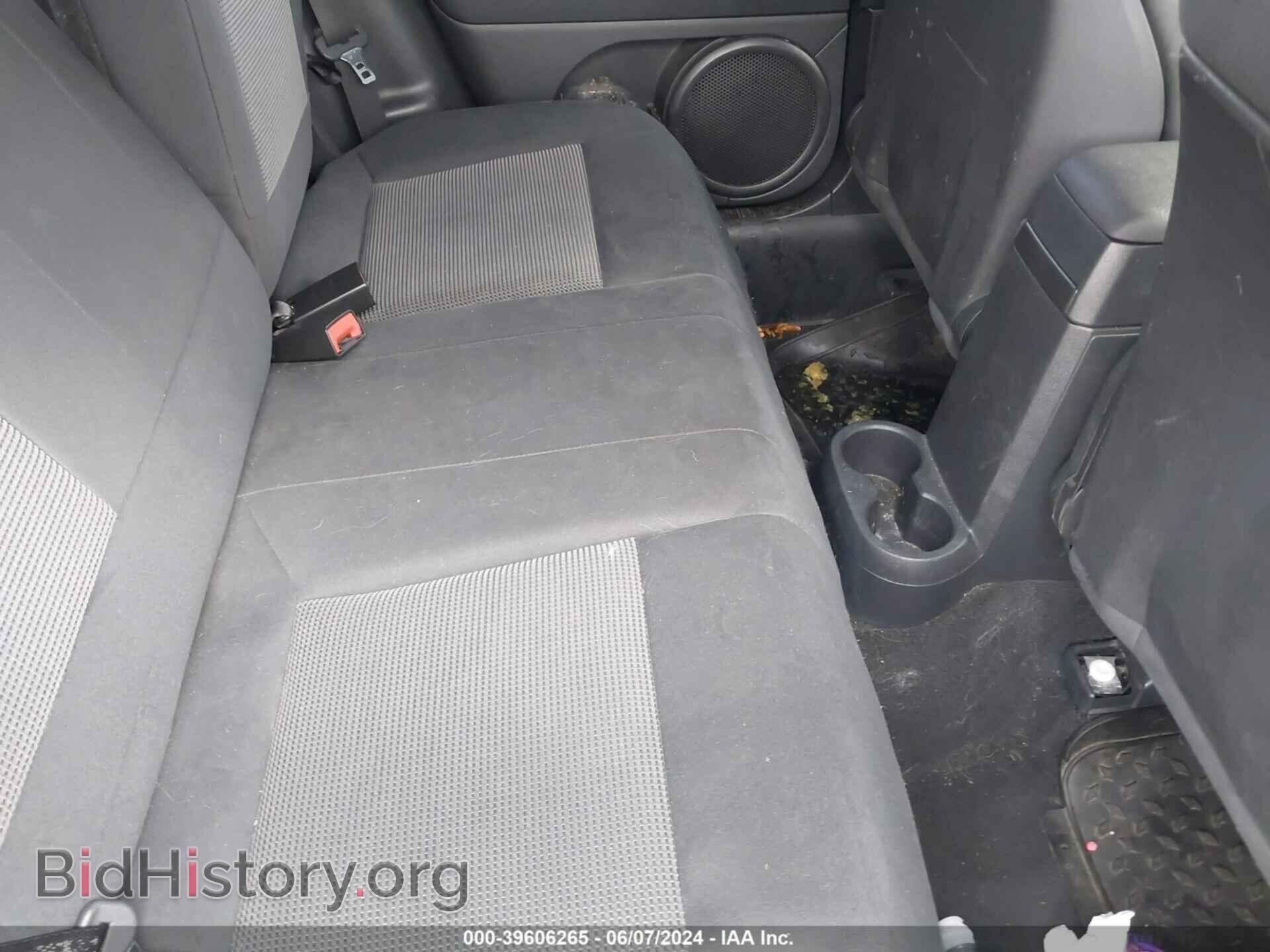 2011 JEEP COMPASS - VIN: 1J4NF1FB0BD135004 - Фото 8