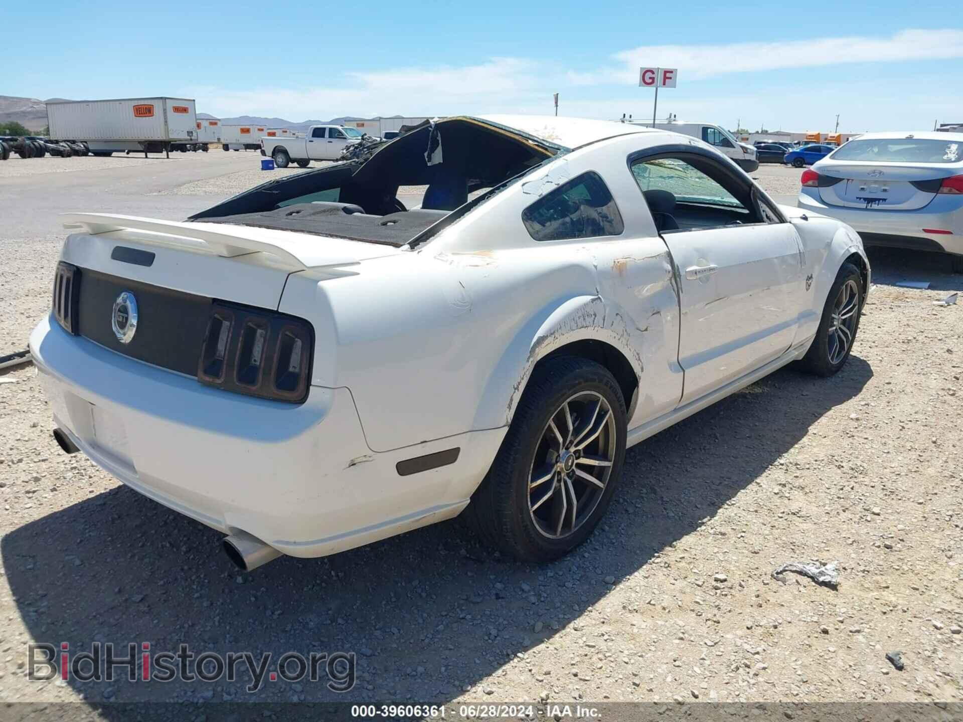 2009 FORD MUSTANG - VIN: 1ZVHT82H295106961 - Фото 4