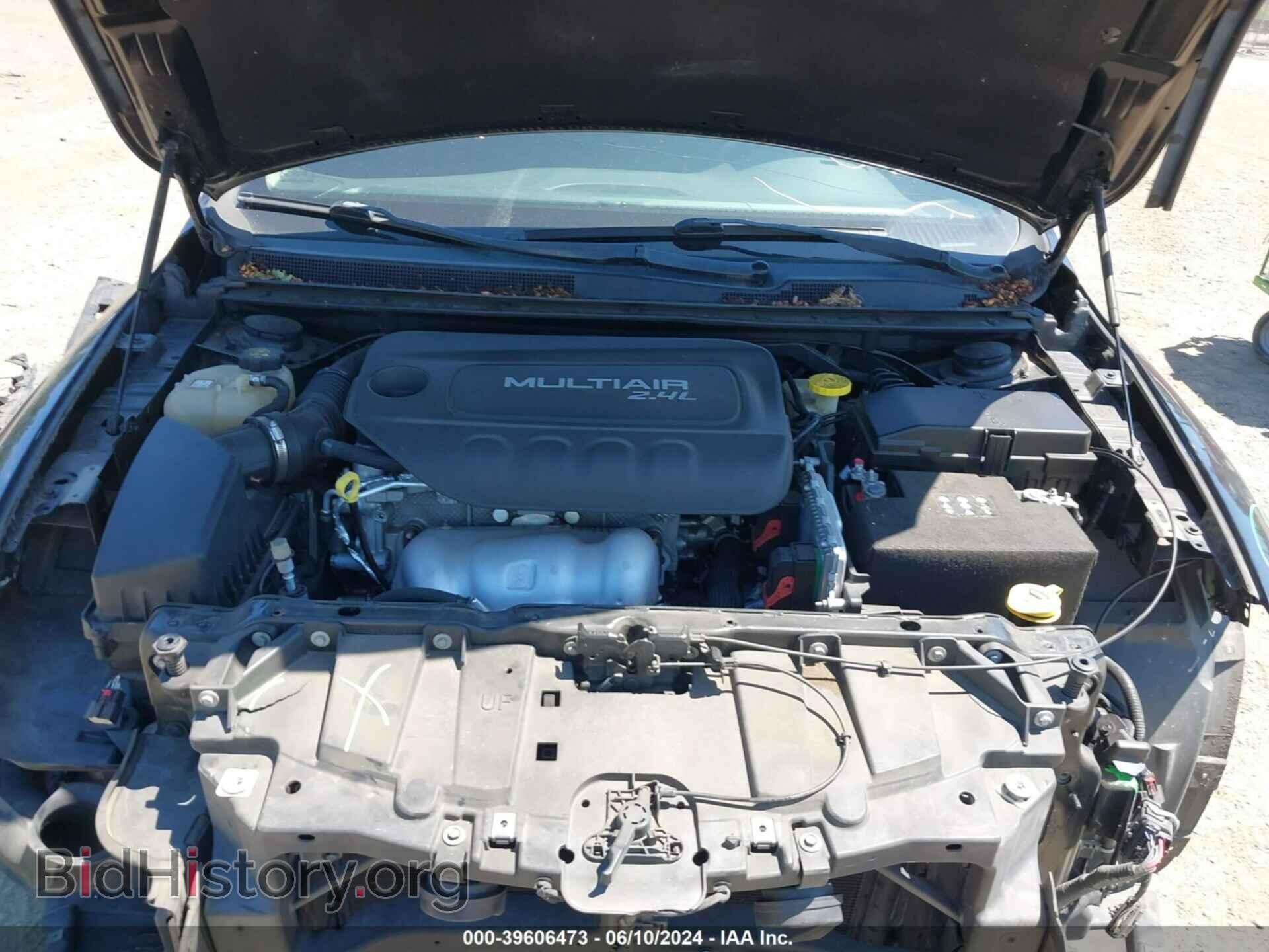 2016 CHRYSLER 200 - VIN: 1C3CCCAB8GN101312 - Фото 10