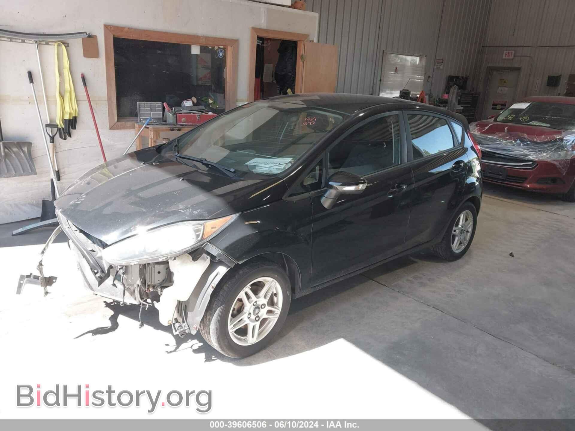 2017 FORD FIESTA - VIN: 3FADP4EJ4HM134773 - Фото 2