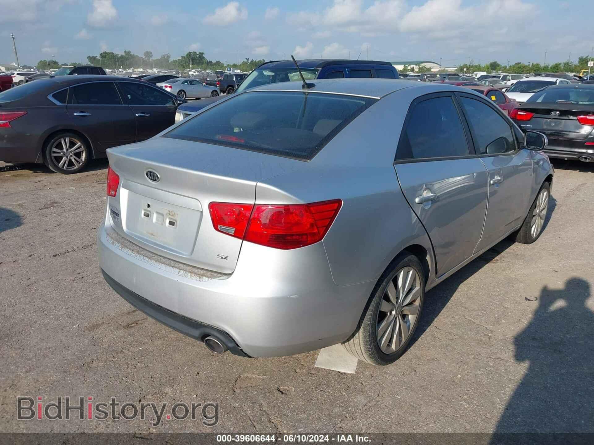 2011 KIA FORTE - VIN: KNAFW4A32B5425098 - Фото 4