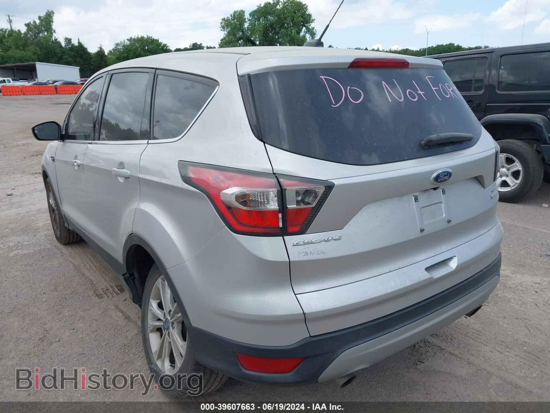 2017 FORD ESCAPE - VIN: 1FMCU0GD3HUB15511 - Фото 3