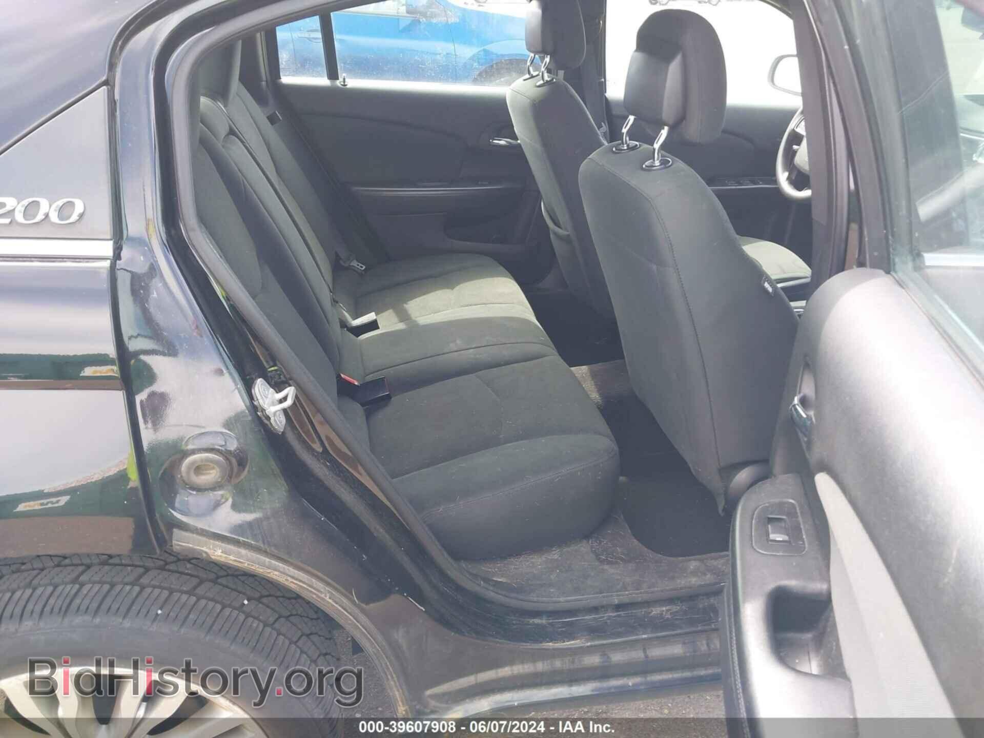 2012 CHRYSLER 200 - VIN: 1C3CCBAB0CN117203 - Фото 8