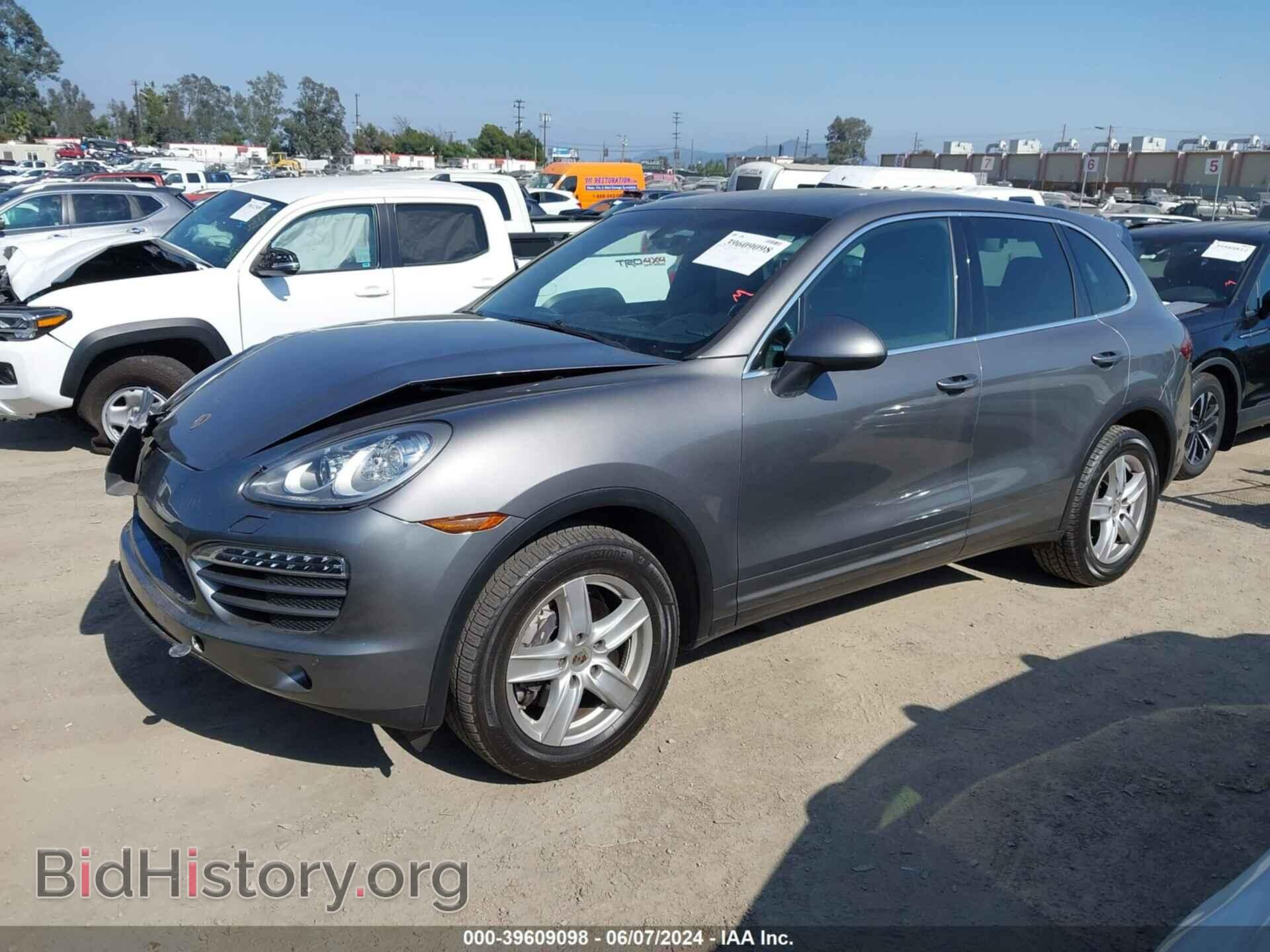 2012 PORSCHE CAYENNE - VIN: WP1AA2A22CLA10009 - Photo 2