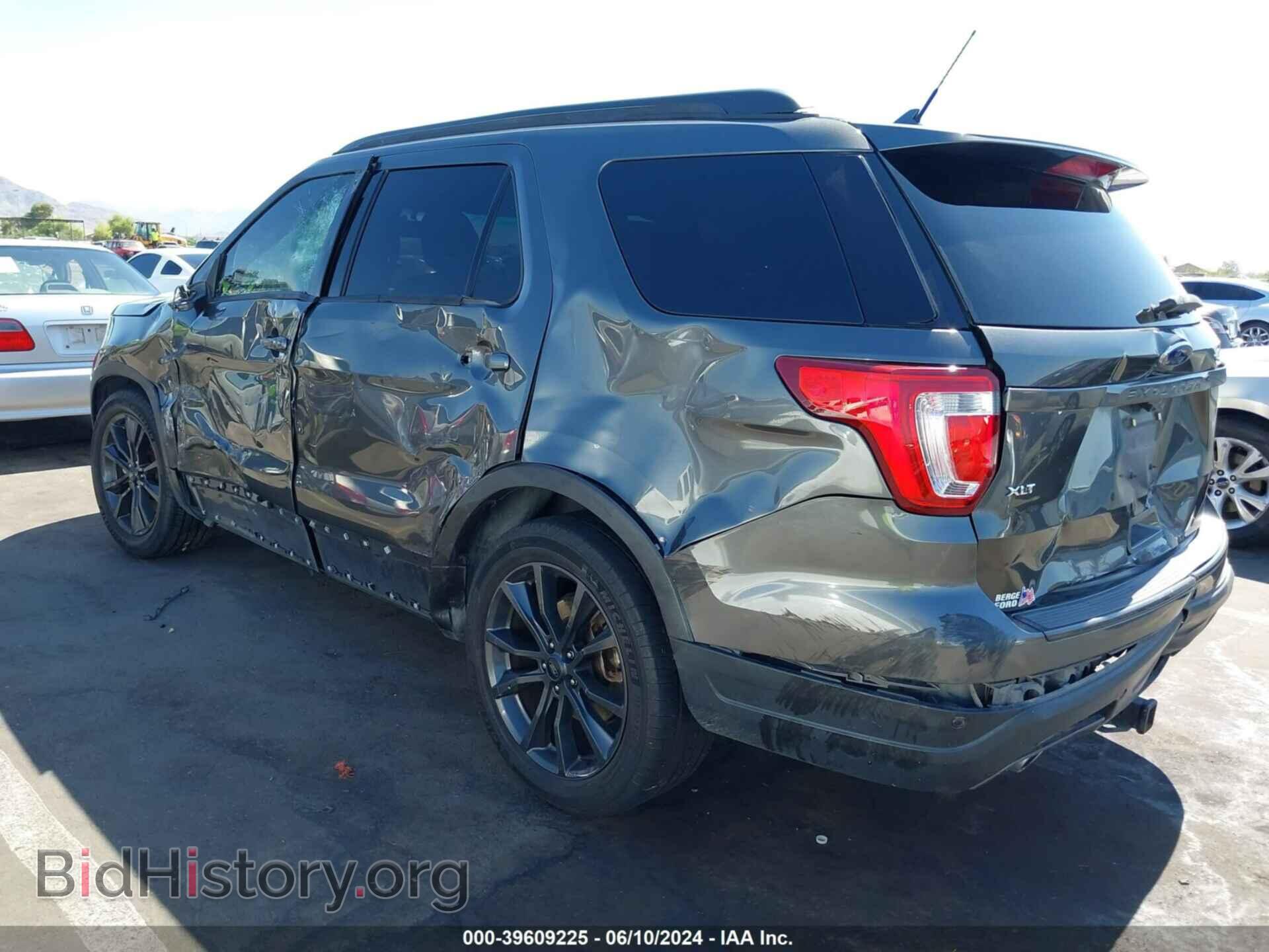 2018 FORD EXPLORER - VIN: 1FM5K7D87JGB18219 - Фото 3