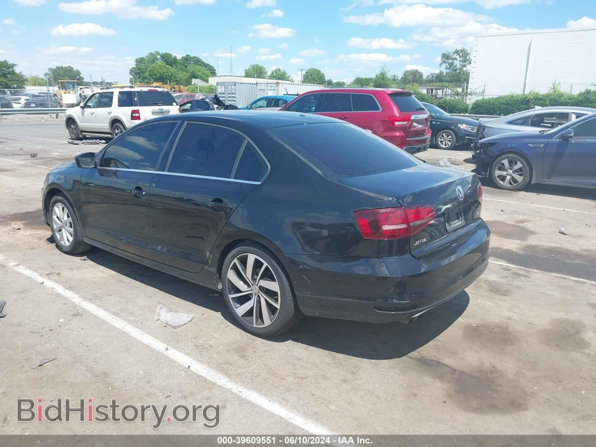 2017 VOLKSWAGEN JETTA - VIN: 3VW2B7AJ0HM367568 - Фото 3
