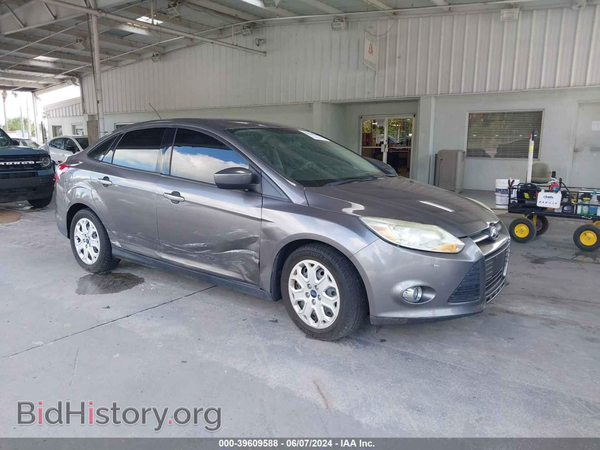 Photo 1FAHP3F23CL456611 - FORD FOCUS 2012
