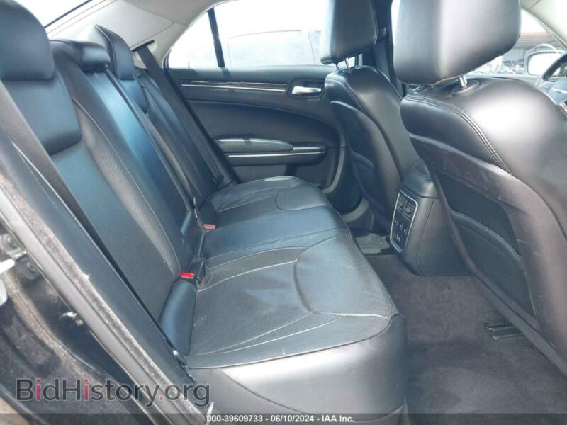 2016 Chrysler 300C (VIN 2C3CCAEG7GH294670) — фото 8 из 17