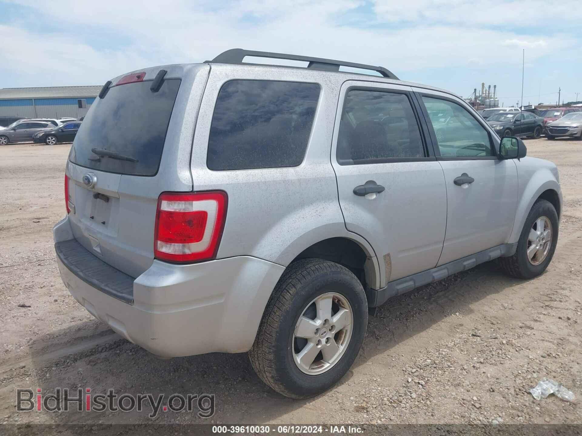 2011 FORD ESCAPE - VIN: 1FMCU0D79BKC39641 - Фото 4