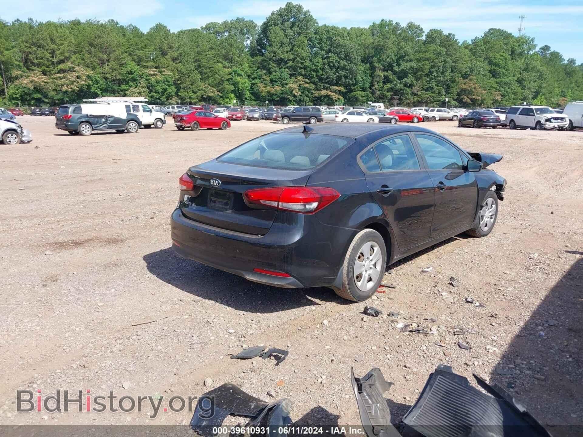2017 KIA FORTE - VIN: 3KPFK4A73HE047758 - Фото 4