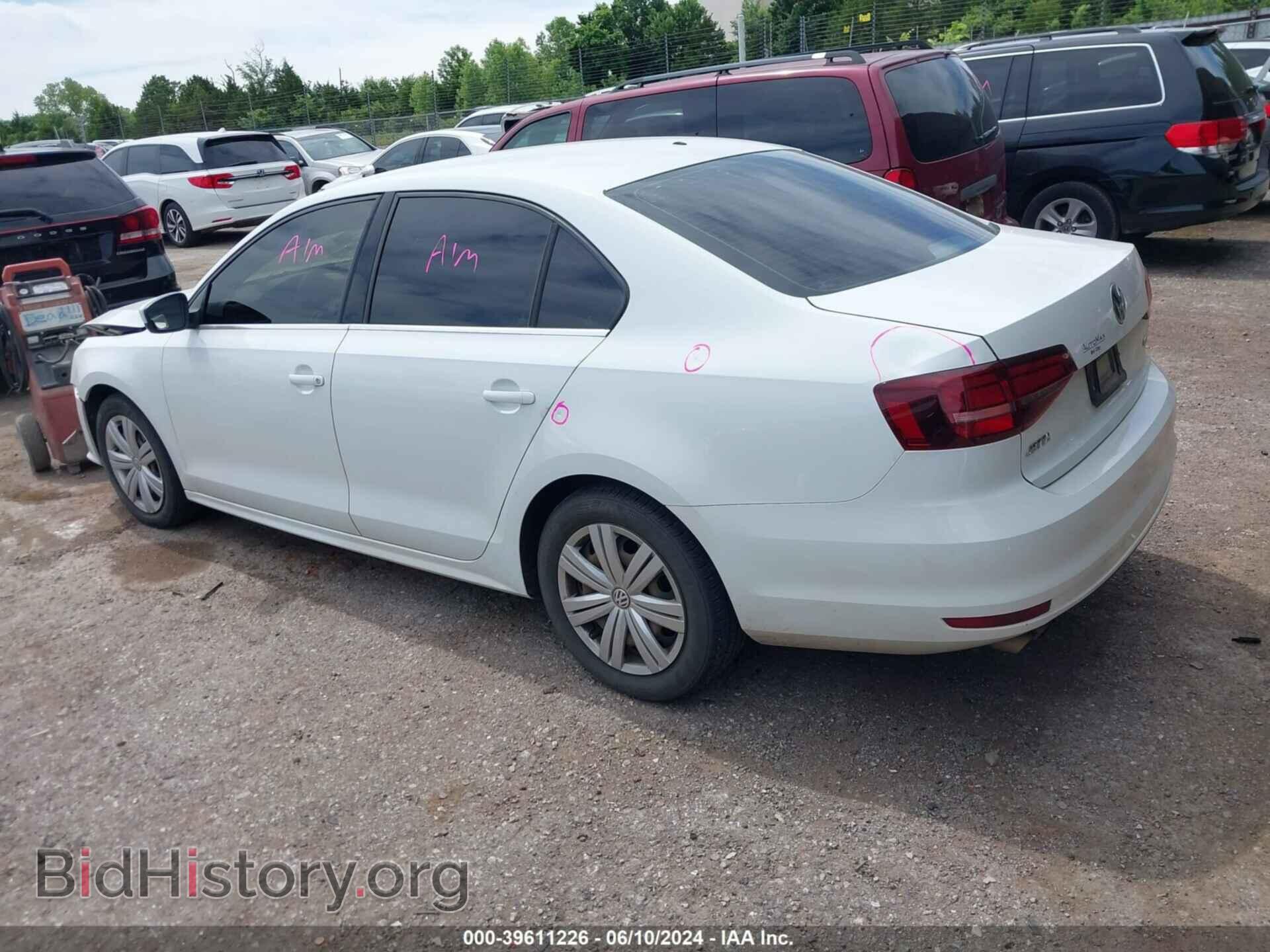 2017 VOLKSWAGEN JETTA - VIN: 3VW2B7AJ3HM252060 - Фото 3