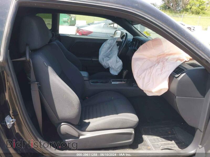 2014 Dodge CHALLENGER (VIN 2C3CDYAG2EH289711) — photo 5 of 11