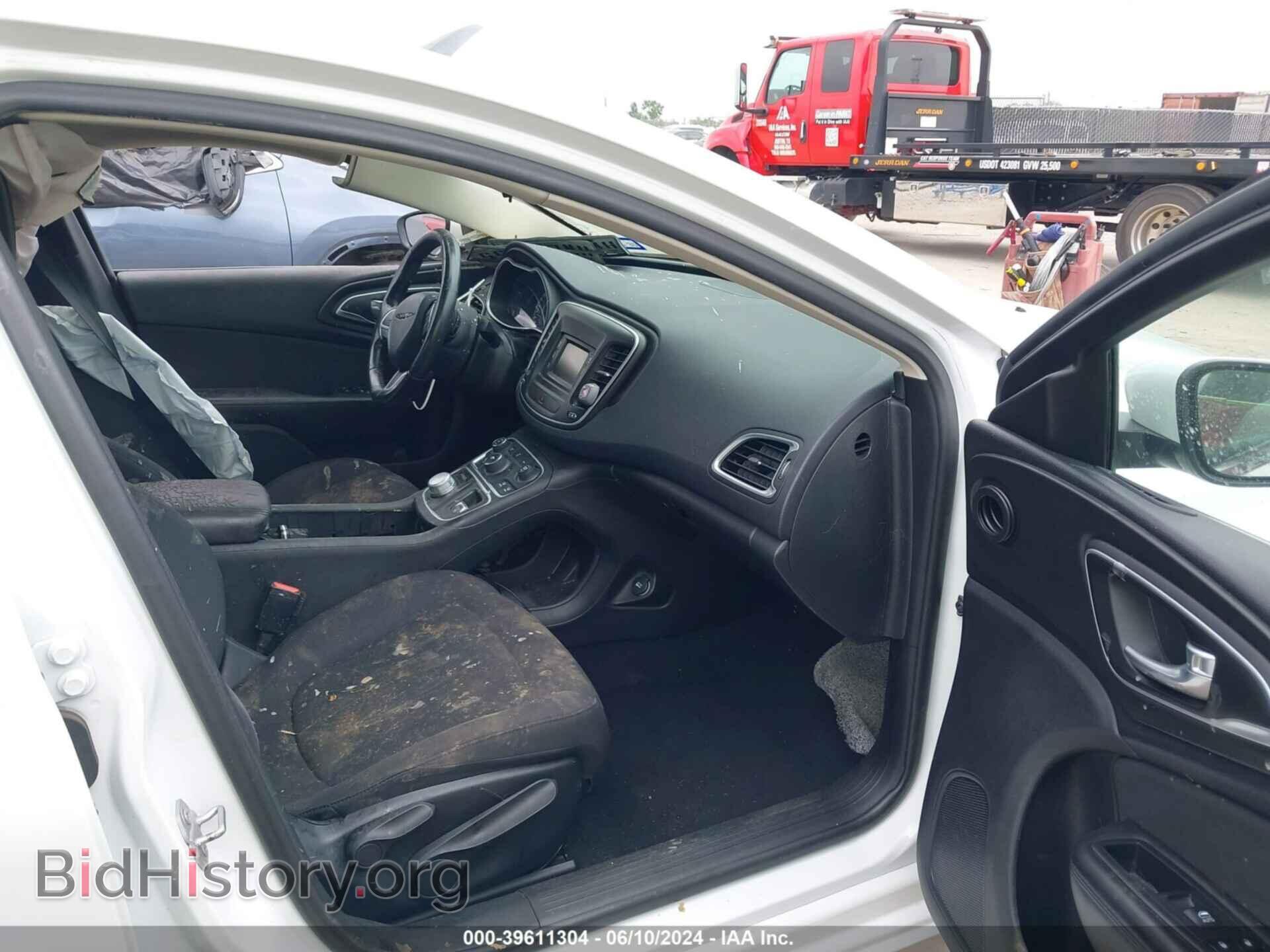 2015 CHRYSLER 200 - VIN: 1C3CCCAB9FN620867 - Фото 5
