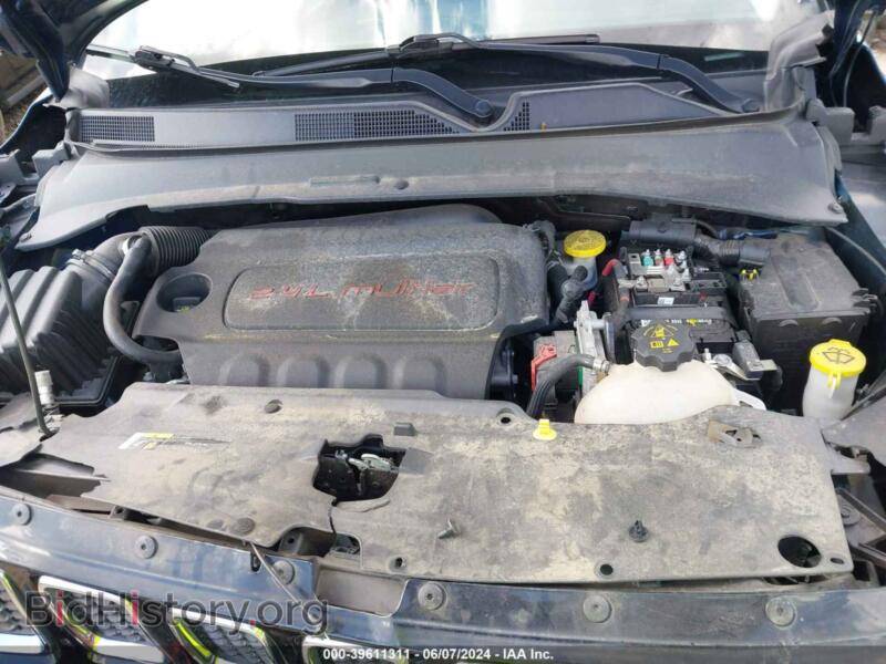 2021 Jeep COMPASS (VIN 3C4NJDCB9MT594412) — photo 10 of 18