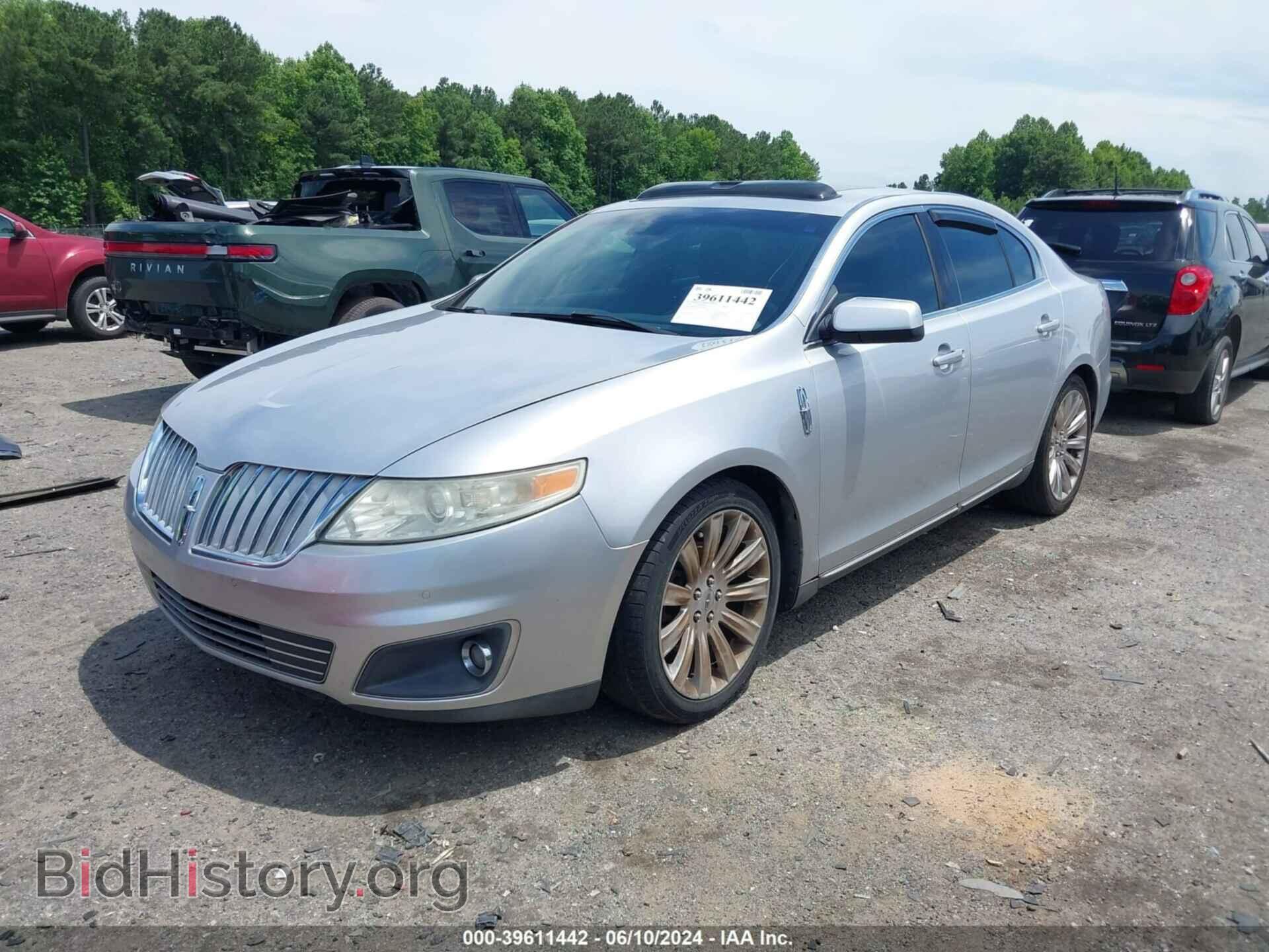 2010 LINCOLN MKS - VIN: 1LNHL9FT8AG610703 - Фото 2