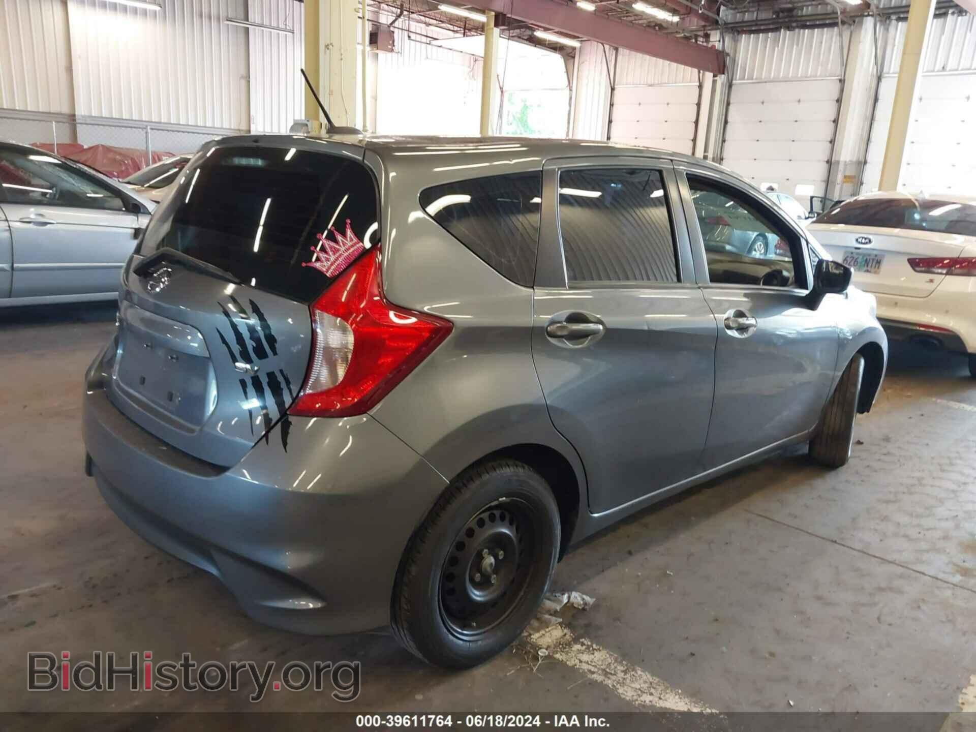 2018 NISSAN VERSA NOTE - VIN: 3N1CE2CP2JL363913 - Фото 4
