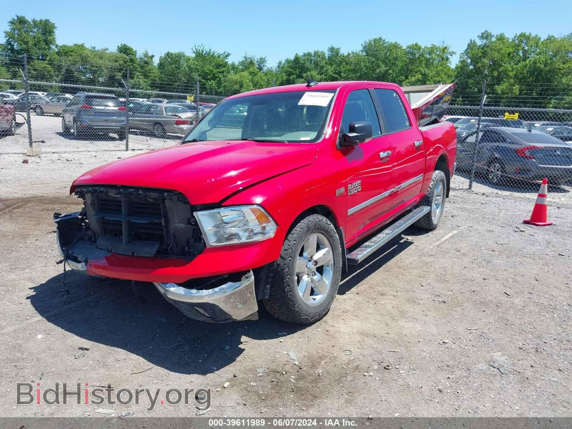 2015 RAM 1500 - VIN: 3C6RR7LT1FG709513 - Фото 2