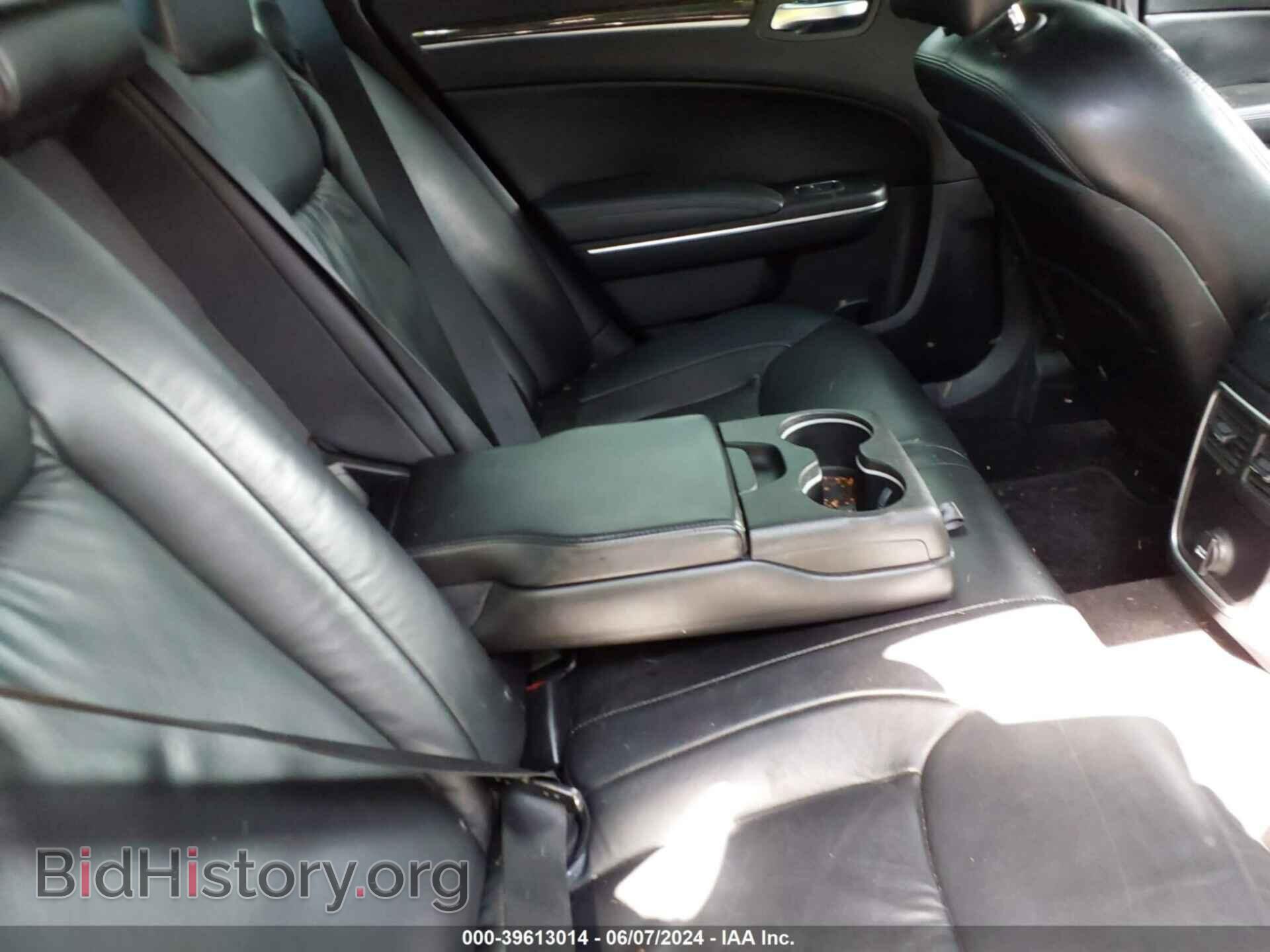 2011 CHRYSLER 300 - VIN: 2C3CA5CG3BH535911 - Фото 8