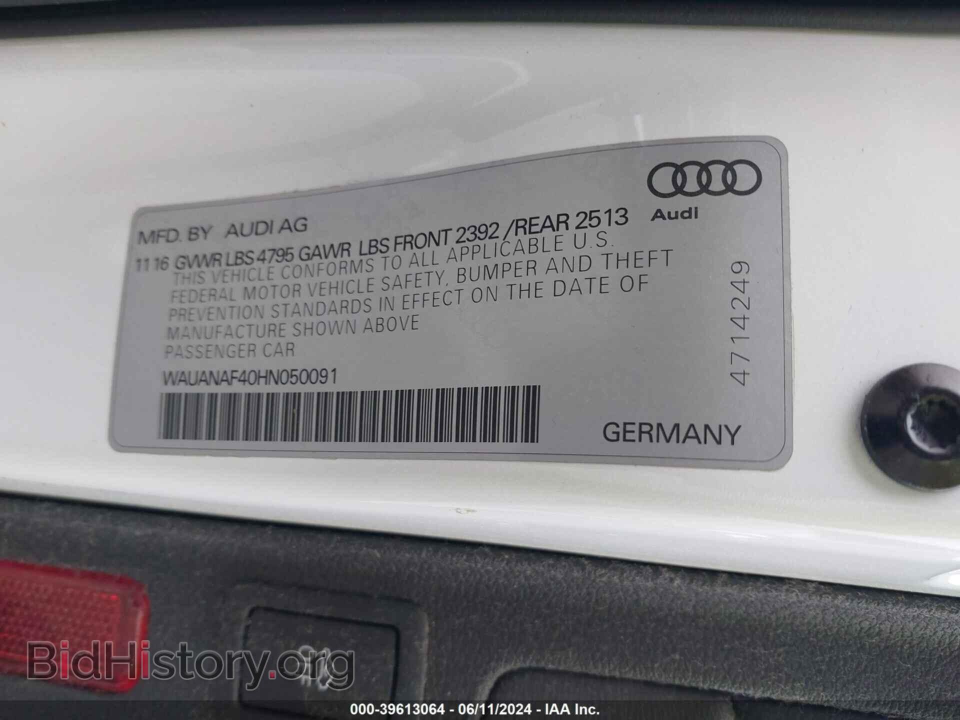 2017 AUDI A4 - VIN: WAUANAF40HN050091 - Фото 9