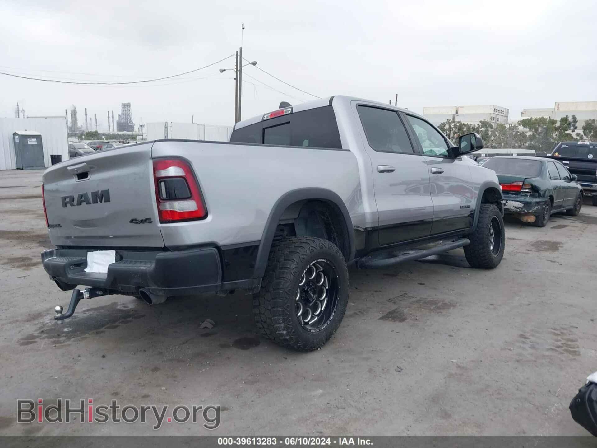 2019 RAM 1500 - VIN: 1C6SRFLT7KN718200 - Фото 4