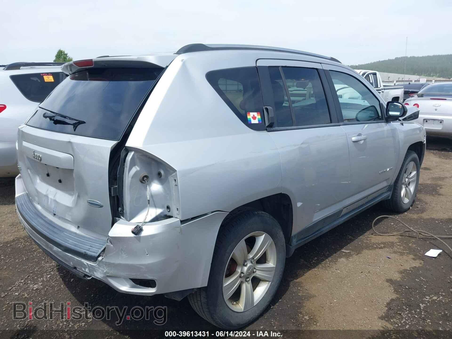 2011 JEEP COMPASS - VIN: 1J4NF1FB2BD136638 - Photo 4