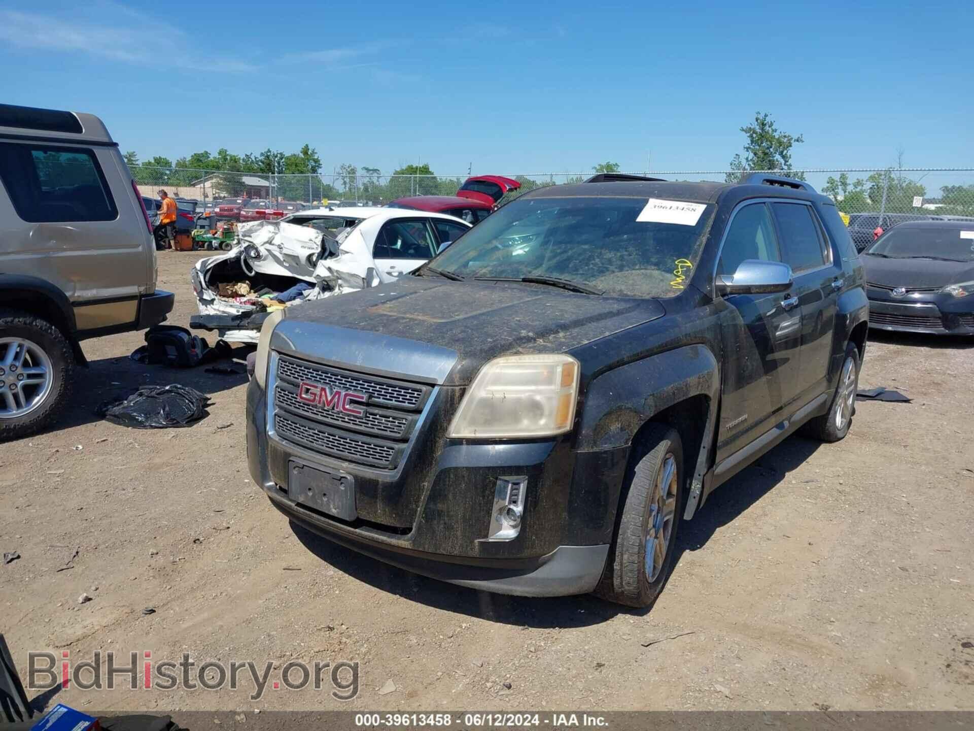 2011 GMC TERRAIN - VIN: 2CTALWEC5B6460304 - Photo 2