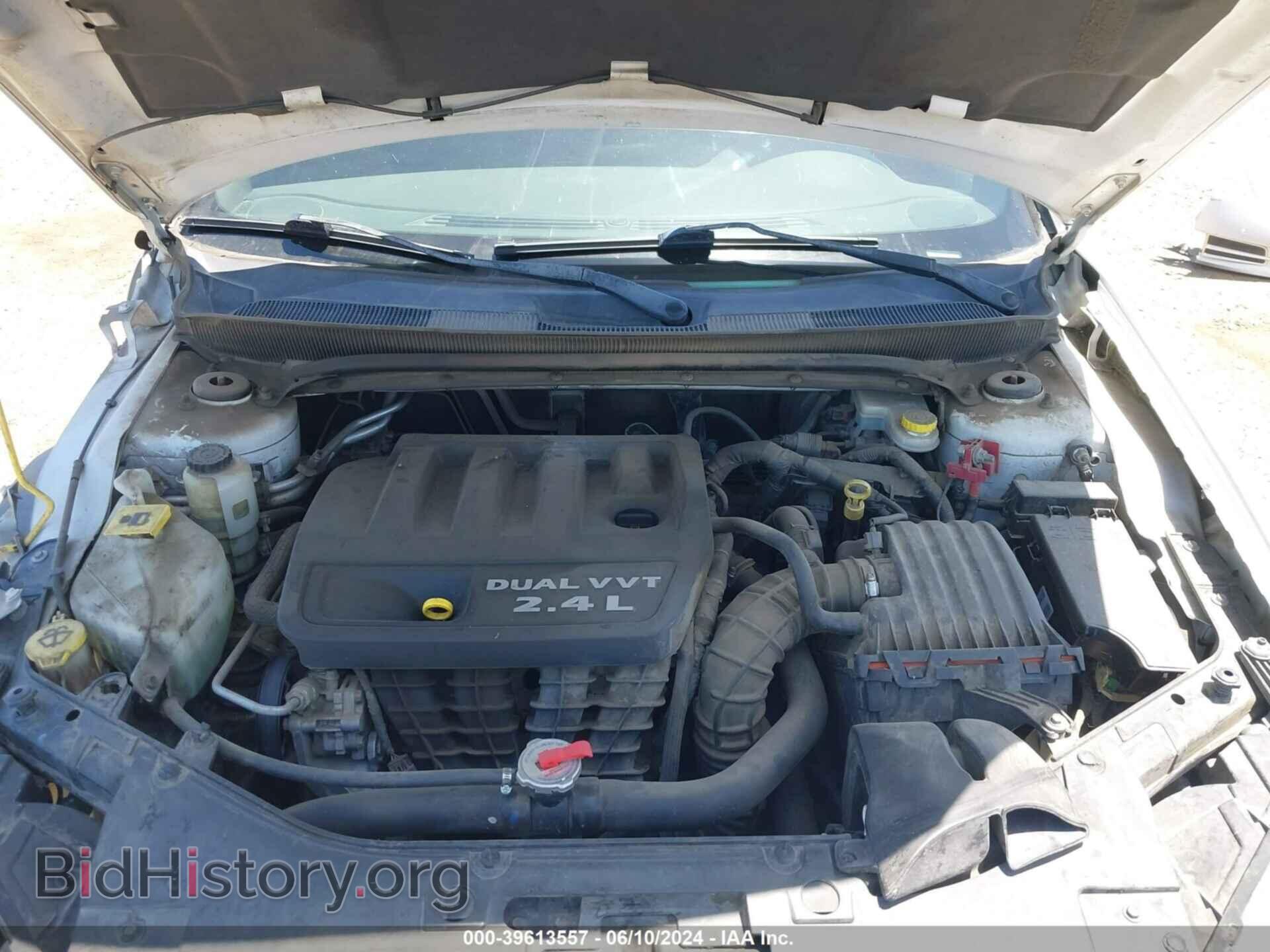 2014 CHRYSLER 200 - VIN: 1C3CCBAB4EN205853 - Фото 10