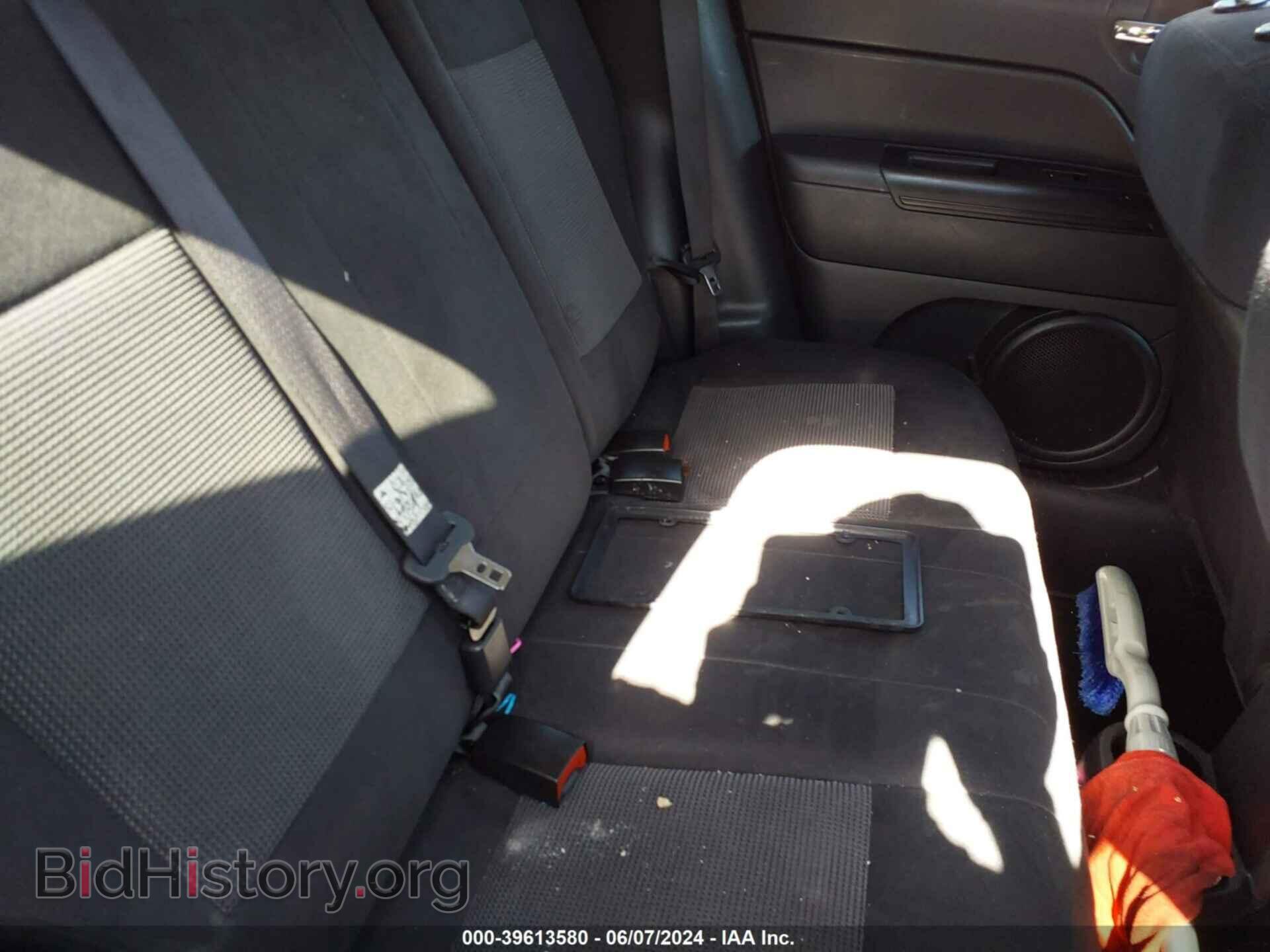 2012 JEEP COMPASS - VIN: 1C4NJCEB0CD634761 - Photo 8