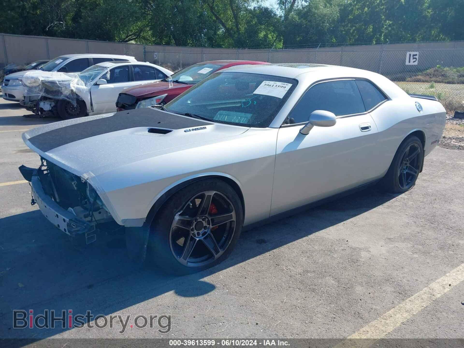 2010 DODGE CHALLENGER - VIN: 2B3CJ7DW5AH120229 - Фото 2