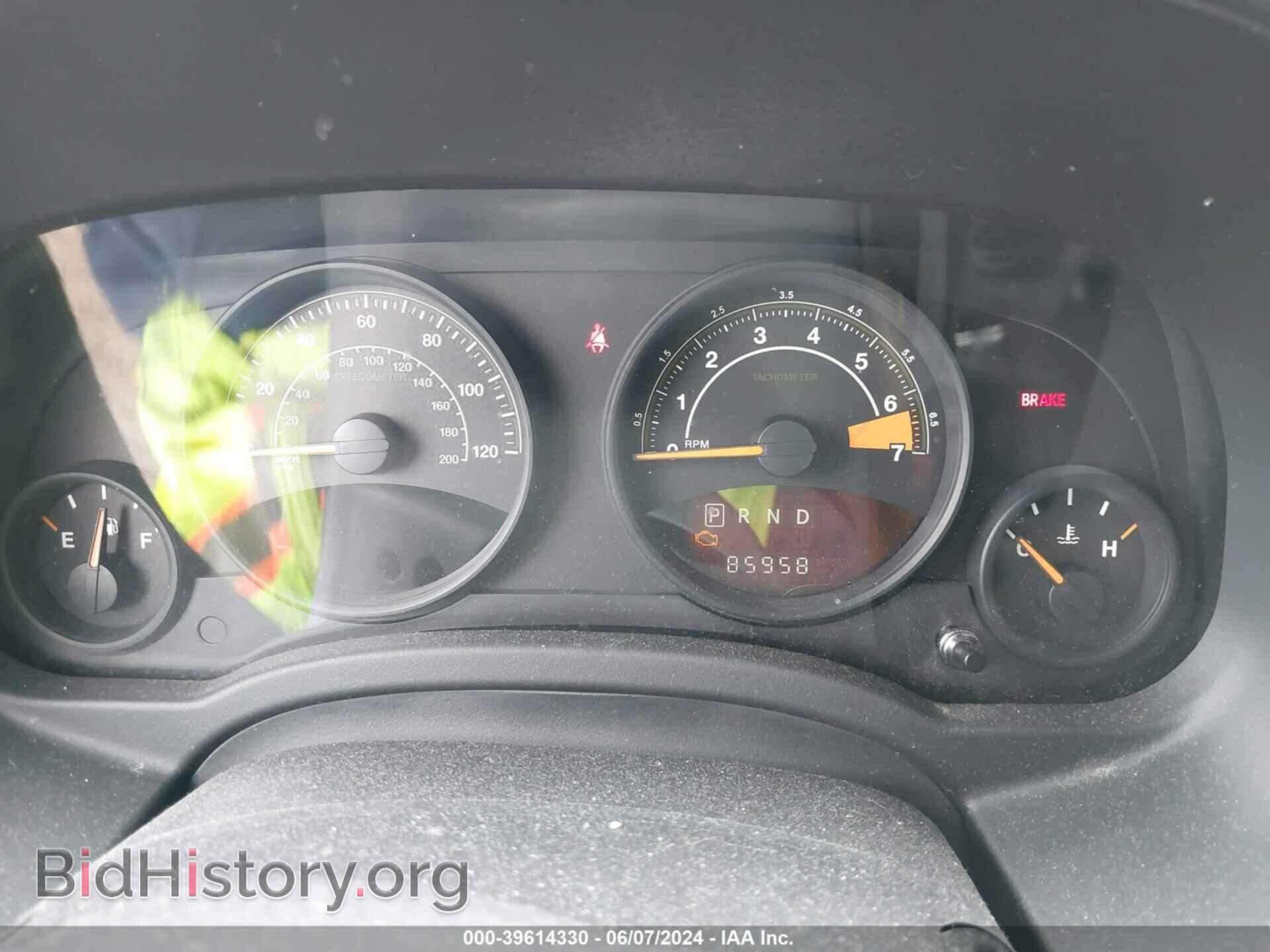 2014 JEEP COMPASS - VIN: 1C4NJDBB9ED644427 - Photo 7