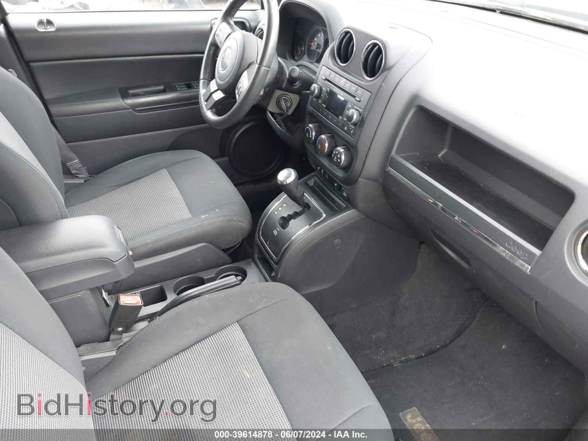 2012 JEEP COMPASS - VIN: 1C4NJDEBXCD676103 - Photo 5