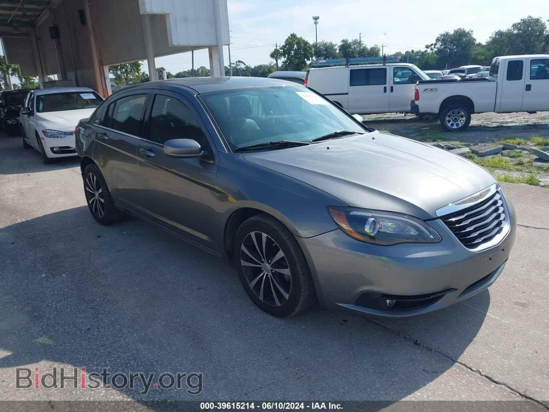 Фотография 1C3CCBCG1DN553312 - CHRYSLER 200 2013