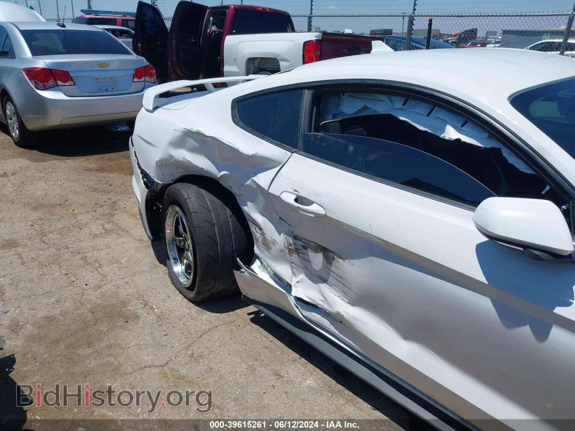 2021 FORD MUSTANG - VIN: 1FA6P8CF2M5117565 - Фото 6