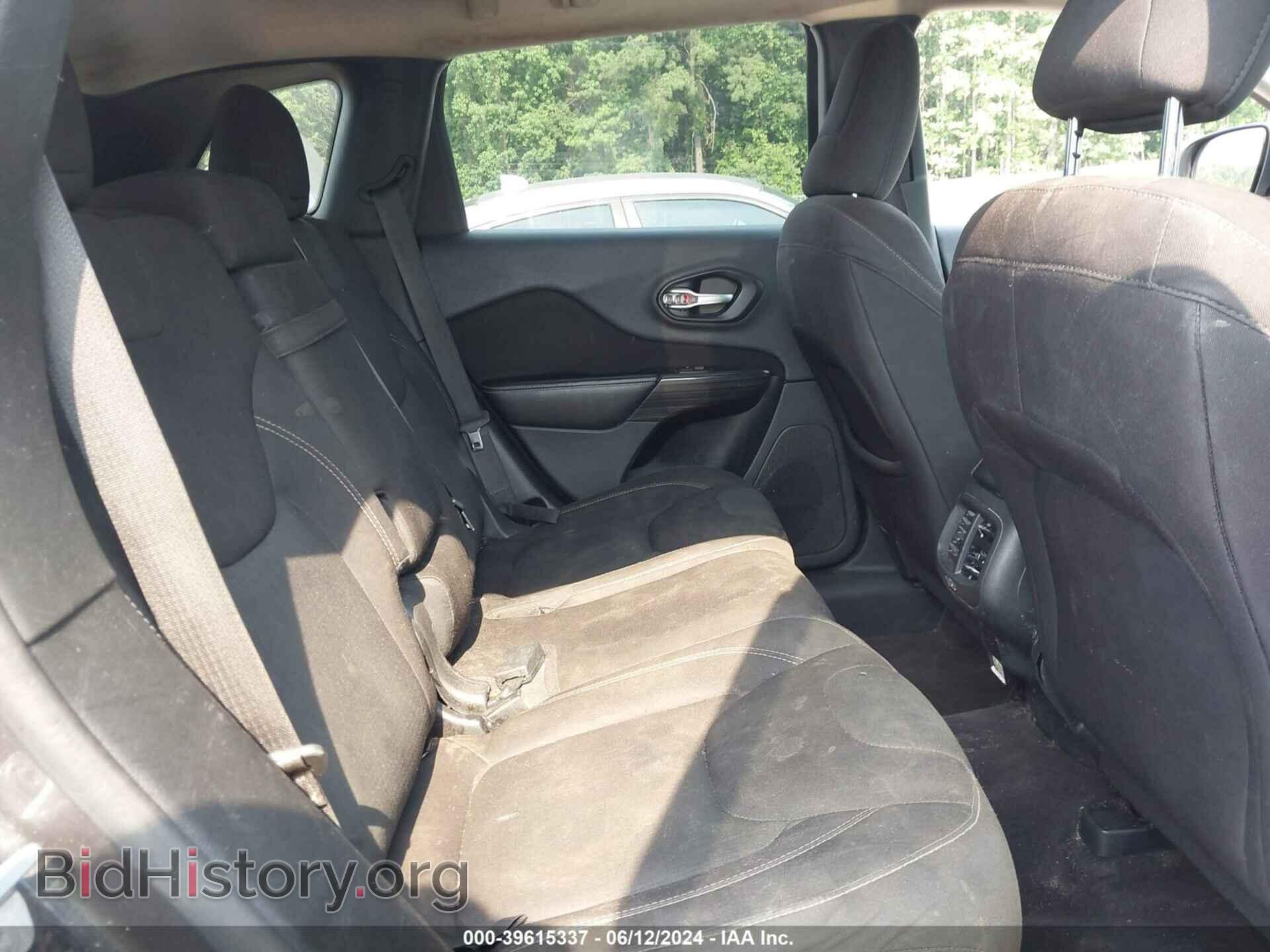 2016 JEEP CHEROKEE - VIN: 1C4PJMCB5GW246498 - Фото 8