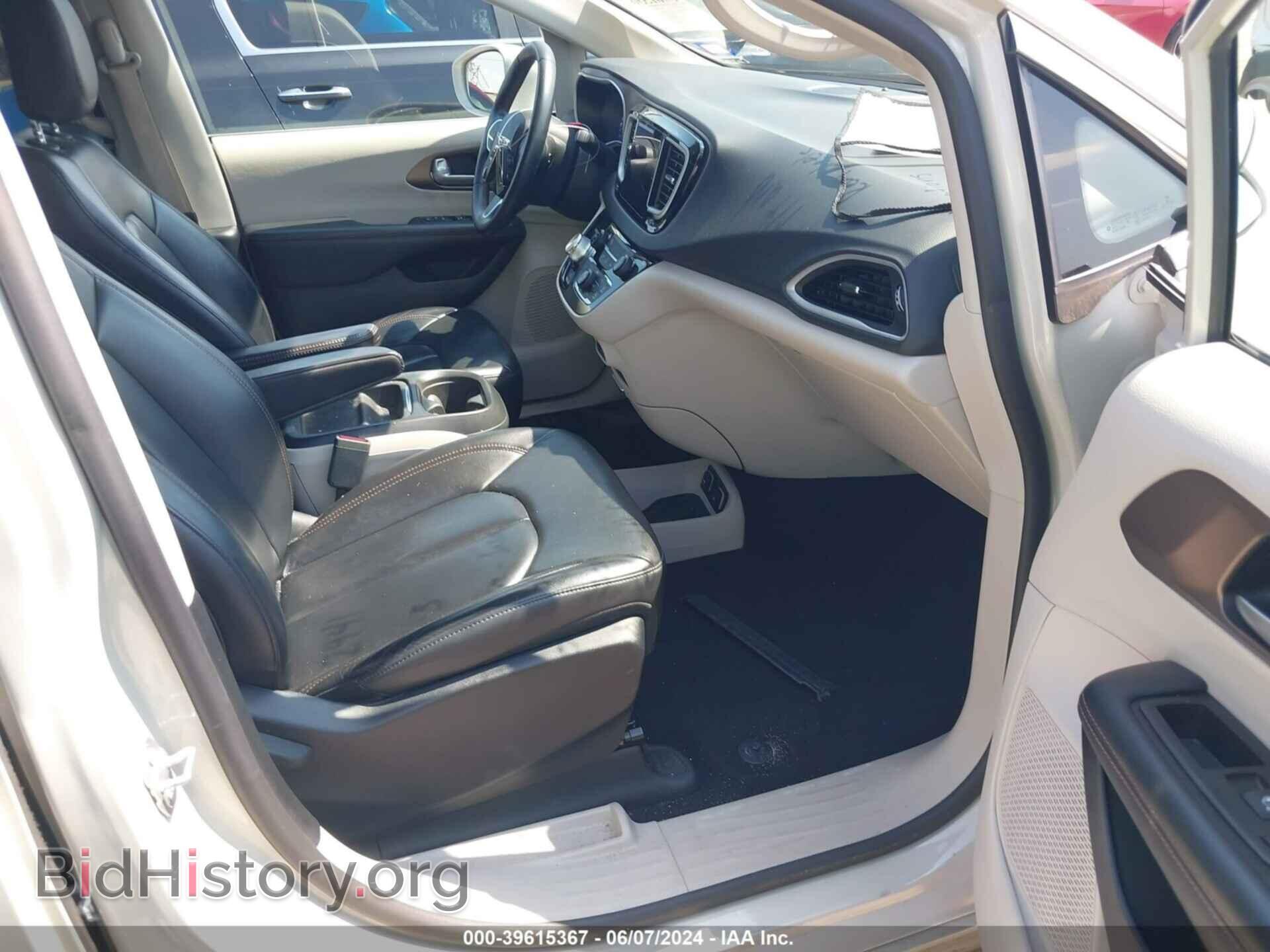 2017 CHRYSLER PACIFICA - VIN: 2C4RC1BG4HR608300 - Фото 5