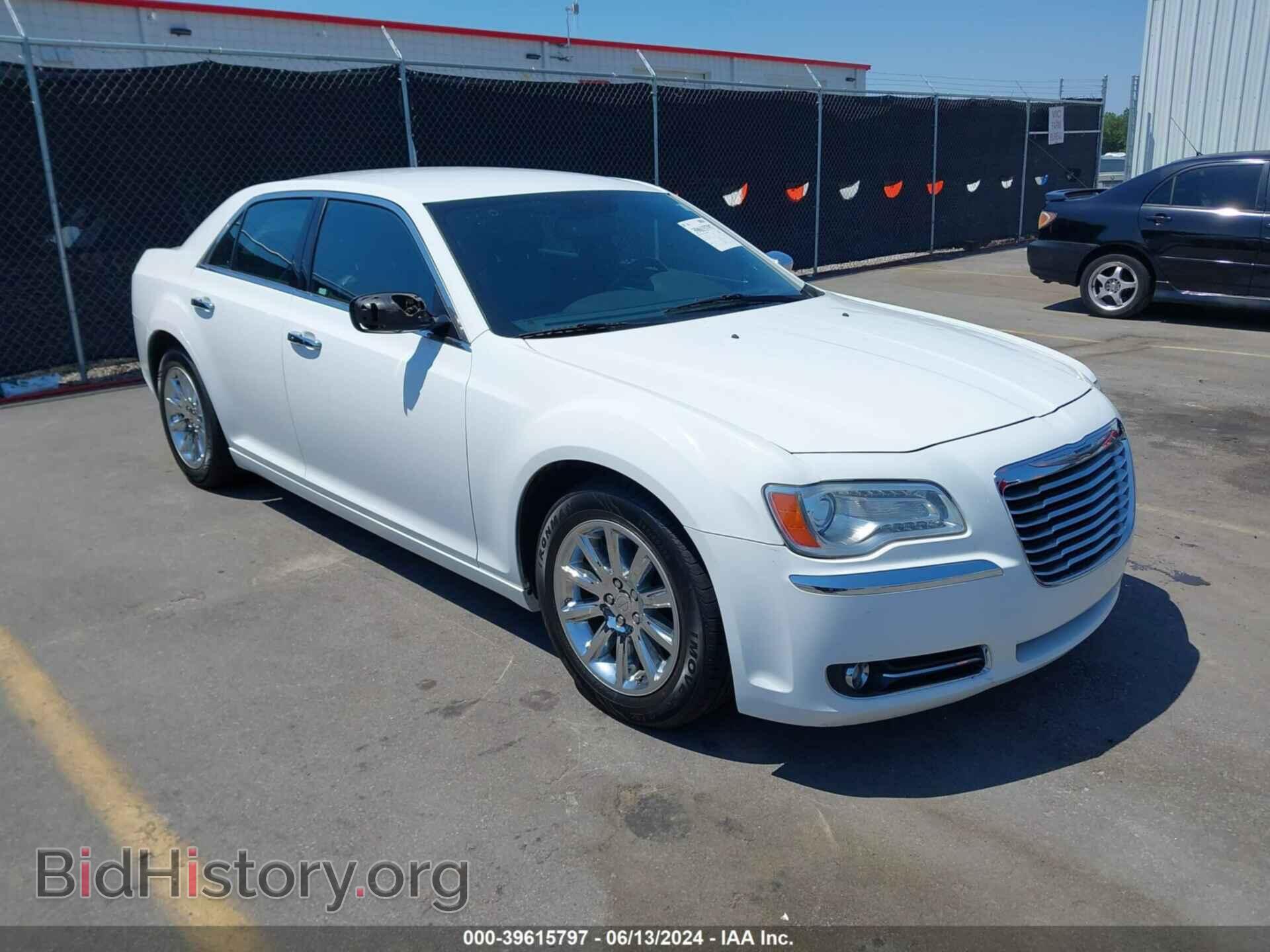 Фотография 2C3CCAEG5EH365376 - CHRYSLER 300C 2014