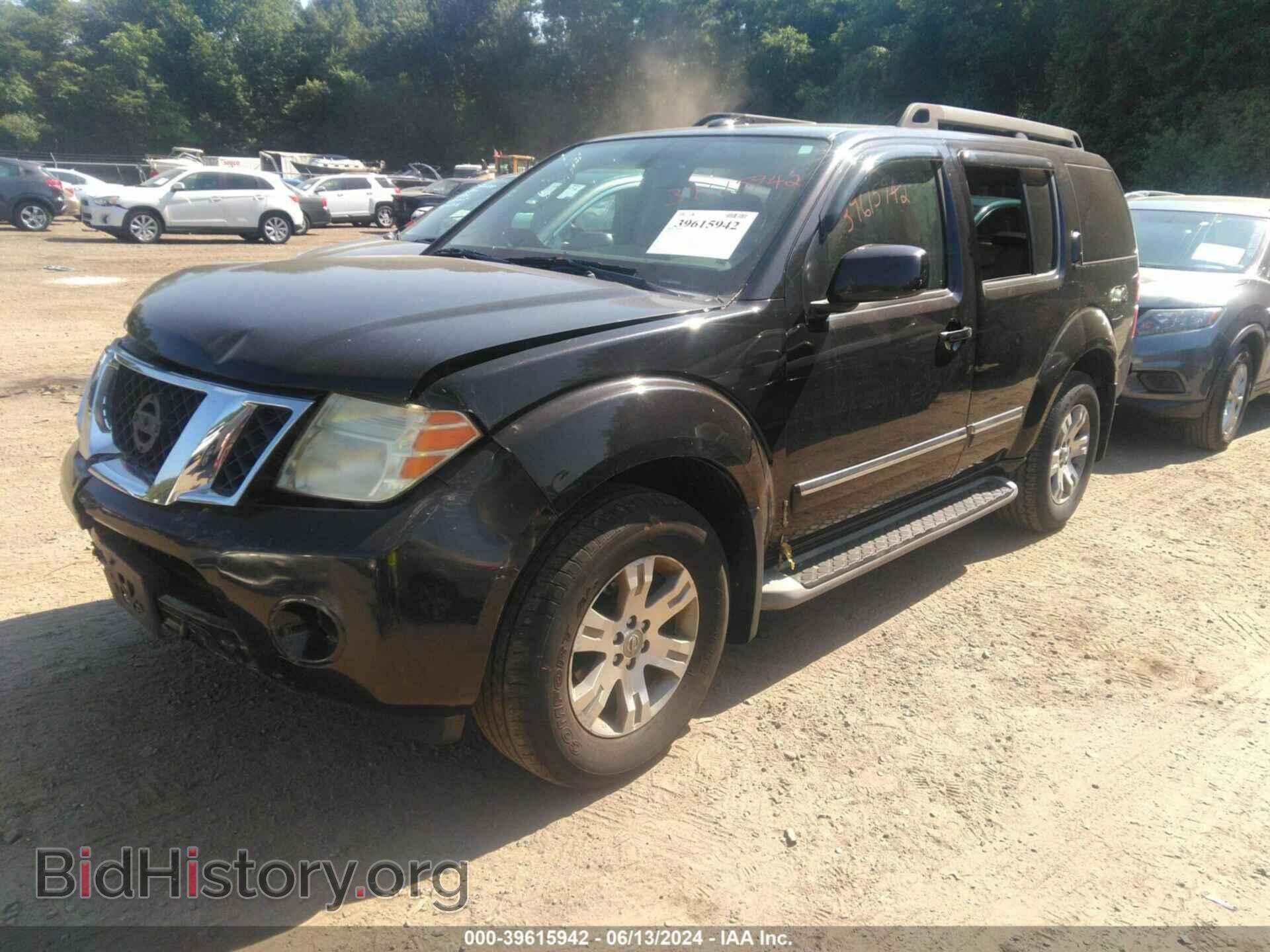 2011 NISSAN PATHFINDER - VIN: 5N1AR1NB5BC609821 - Фото 2