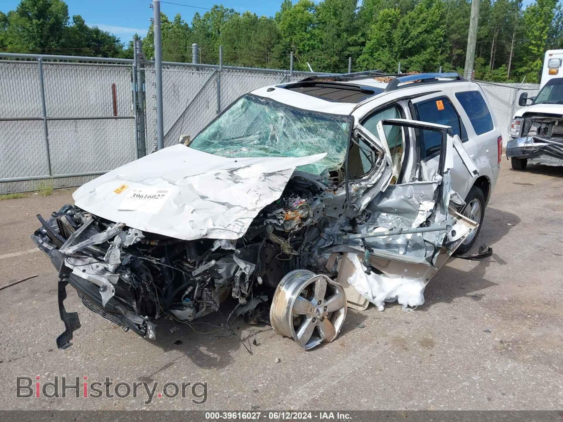 2011 FORD ESCAPE - VIN: 1FMCU0EG1BKB57529 - Фото 2