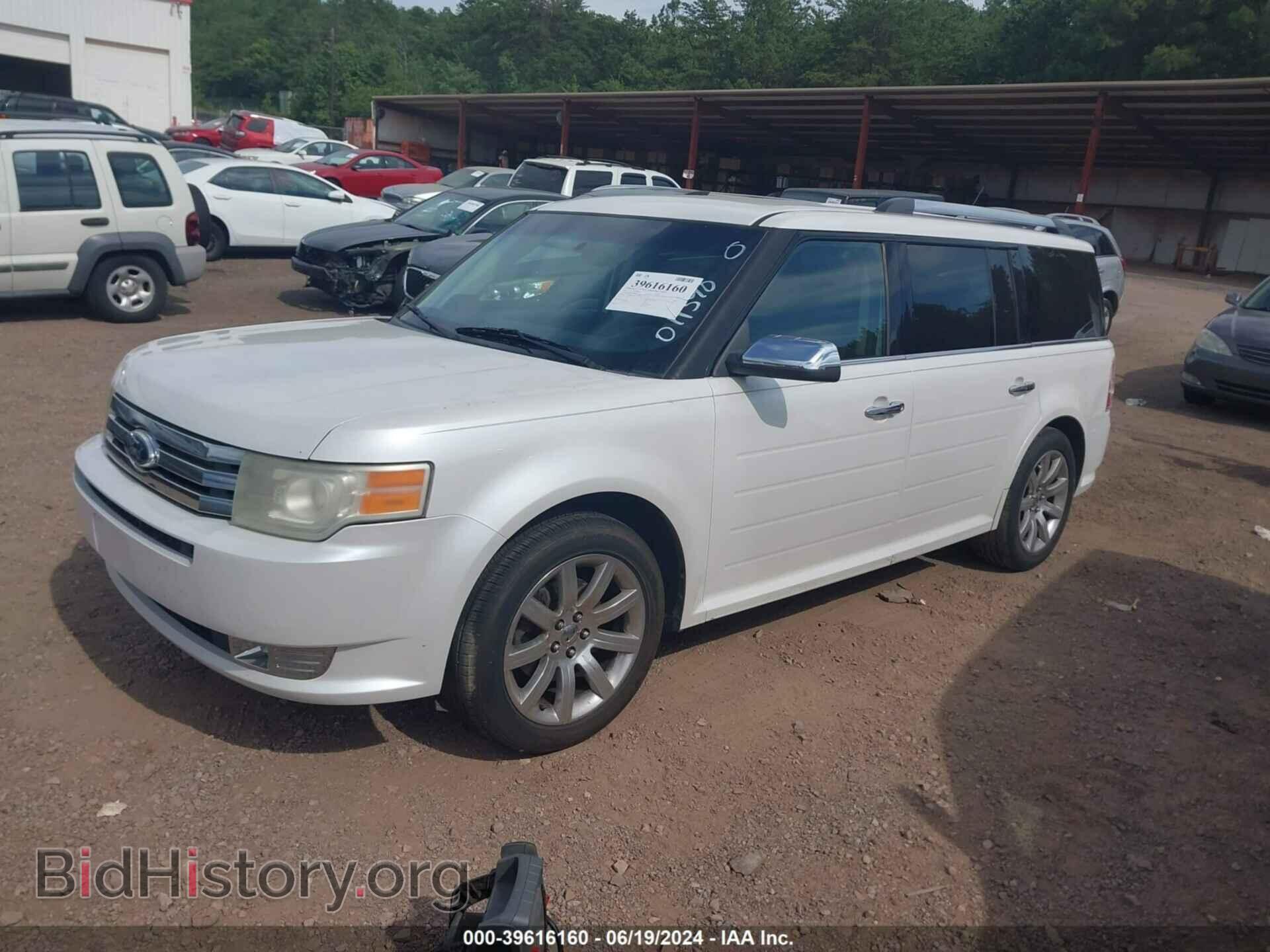 2011 FORD FLEX - VIN: 2FMGK5DC4BBD11390 - Photo 2