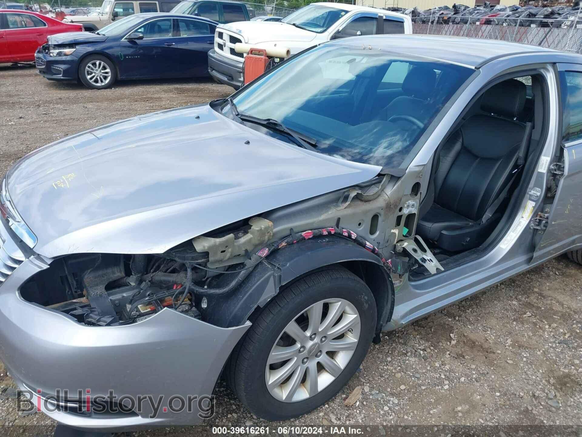 2013 CHRYSLER 200 - VIN: 1C3CCBCG1DN751825 - Фото 6